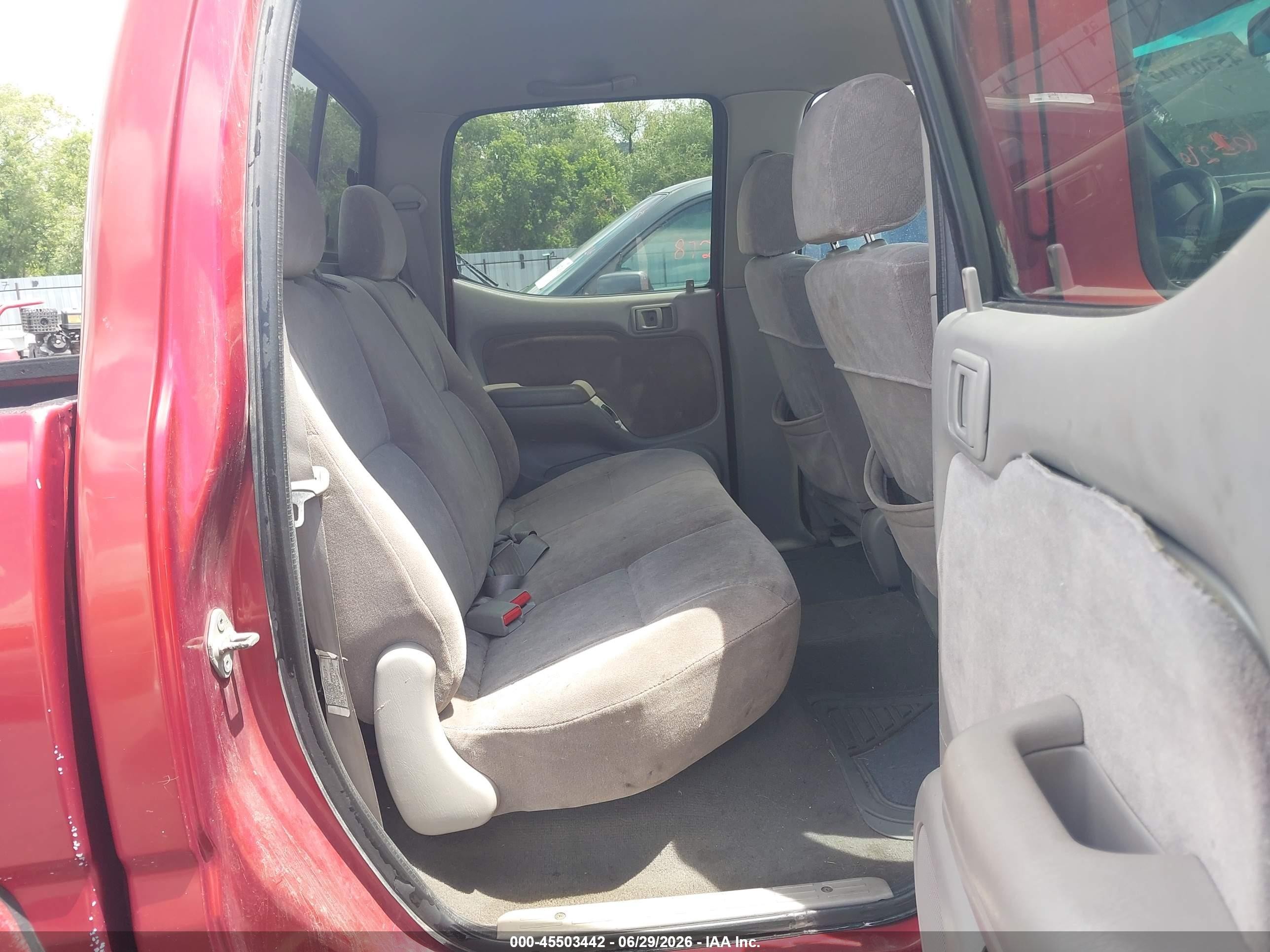 2001 Toyota Tacoma Base V6 Красный vin: 5TEHN72N31Z733702