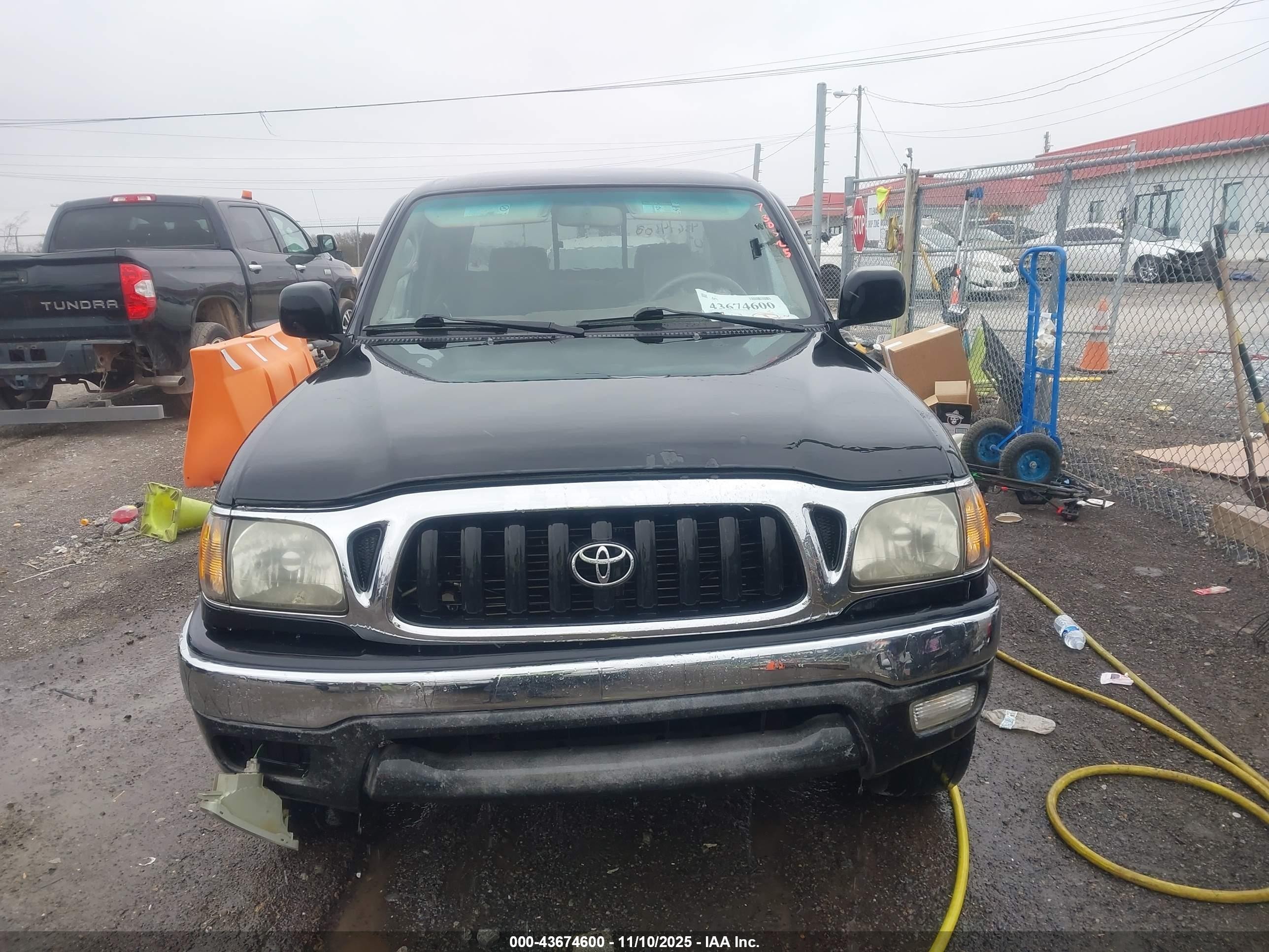 2001 Toyota Tacoma Base V6 Черный vin: 5TEHN72N61Z730325