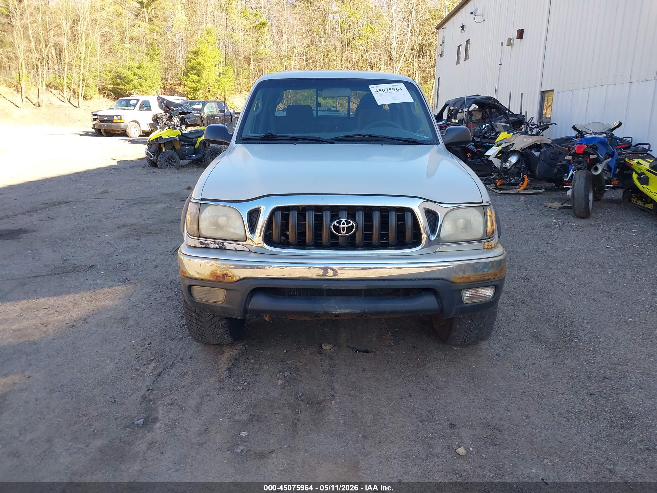 2004 Toyota Tacoma Base V6 Beige vin: 5TEHN72N64Z377573