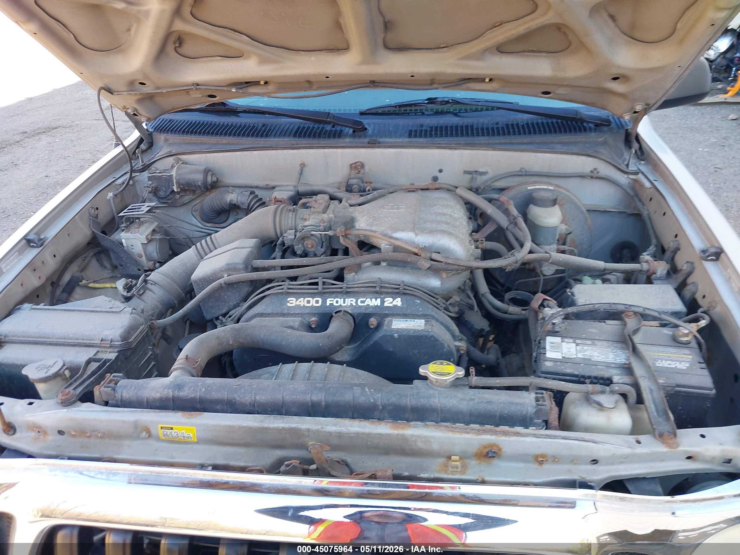 2004 Toyota Tacoma Base V6 Beige vin: 5TEHN72N64Z377573