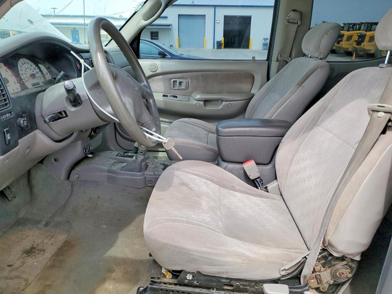 2004 Toyota Tacoma V6 Beige vin: 5TEHN72N74Z339933