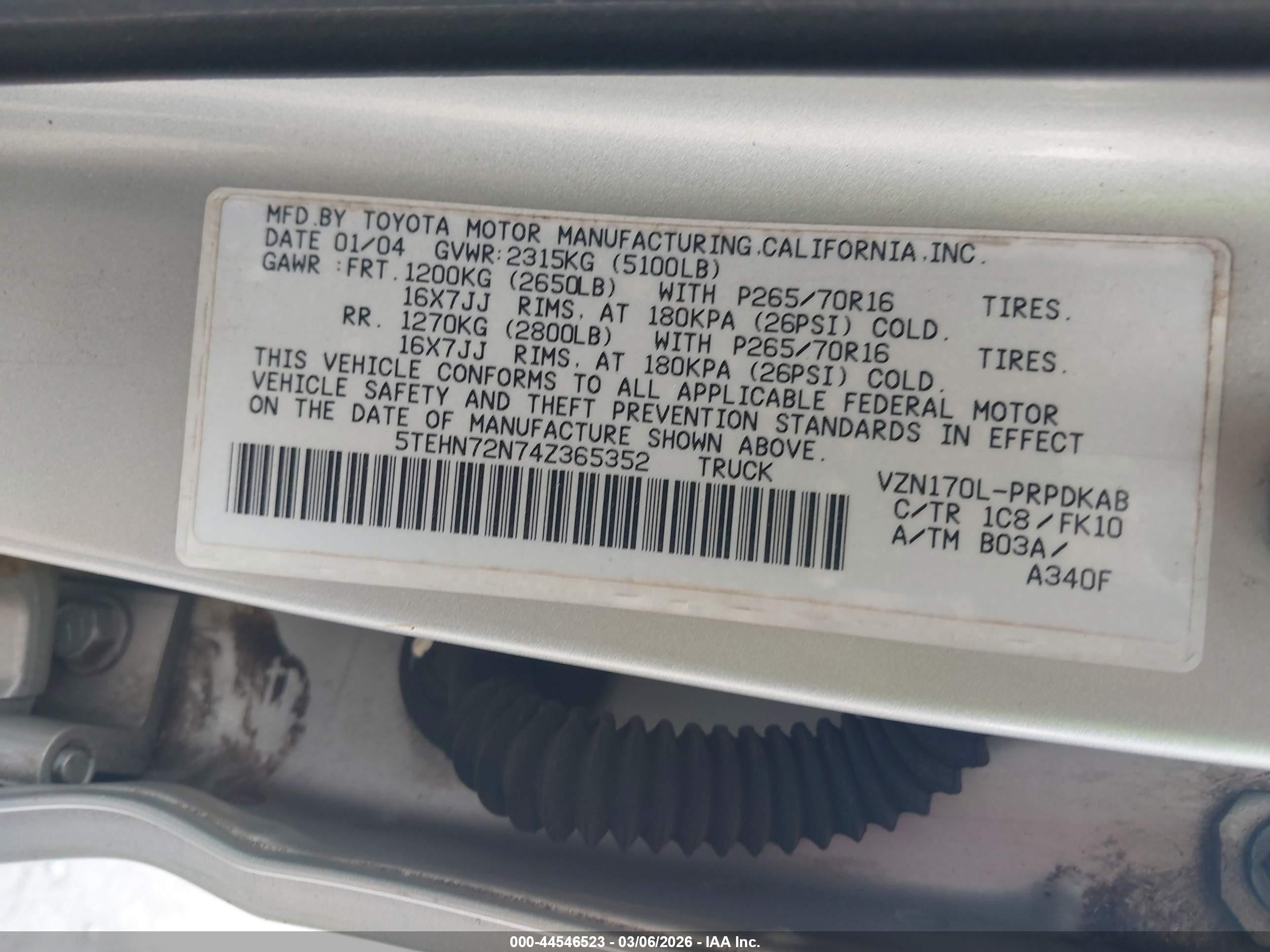 2004 Toyota Tacoma Base V6 Silver vin: 5TEHN72N74Z365352