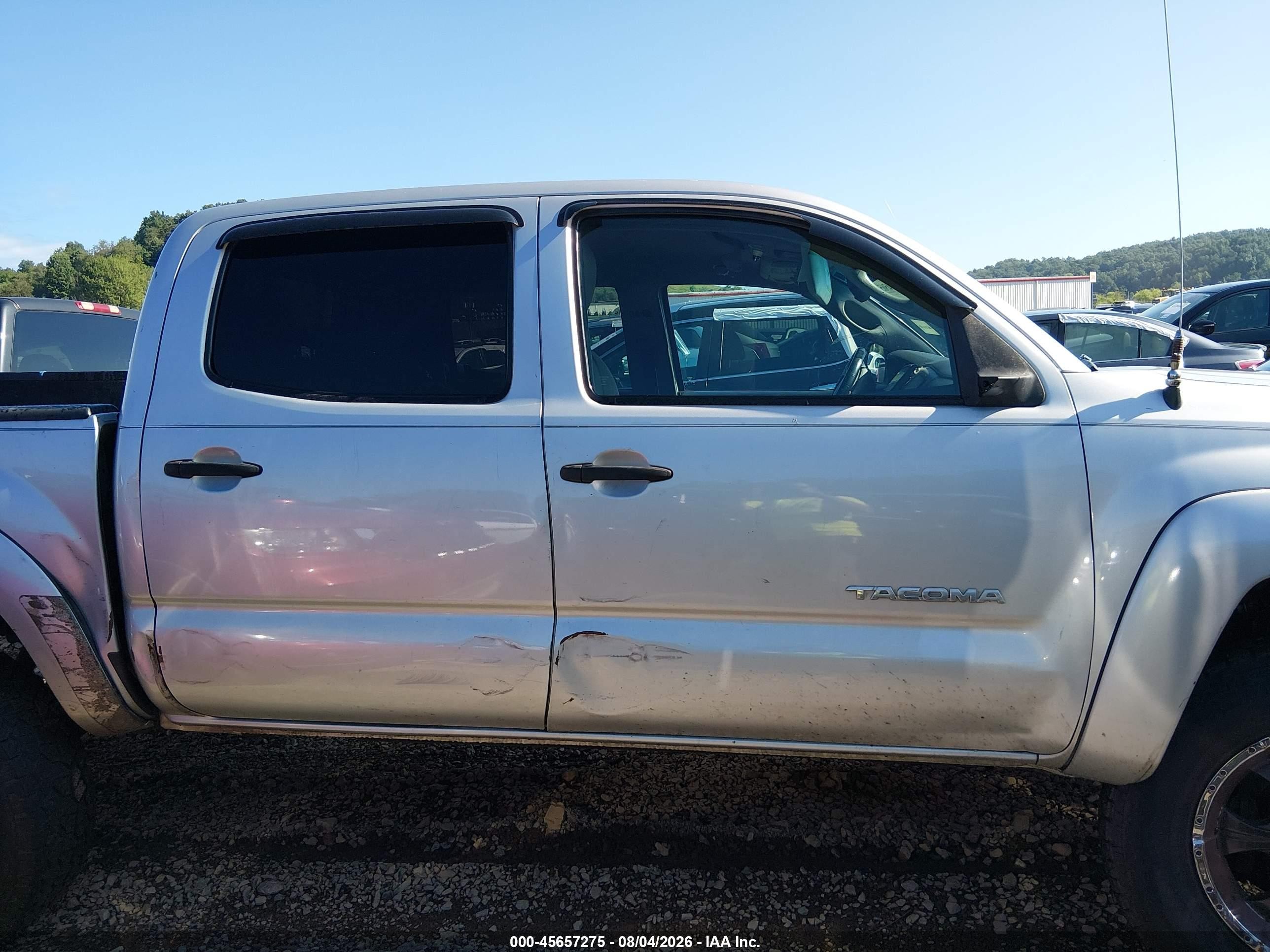 2010 Toyota Tacoma Prerunner V6 Silver vin: 5TEJU4GN2AZ697979