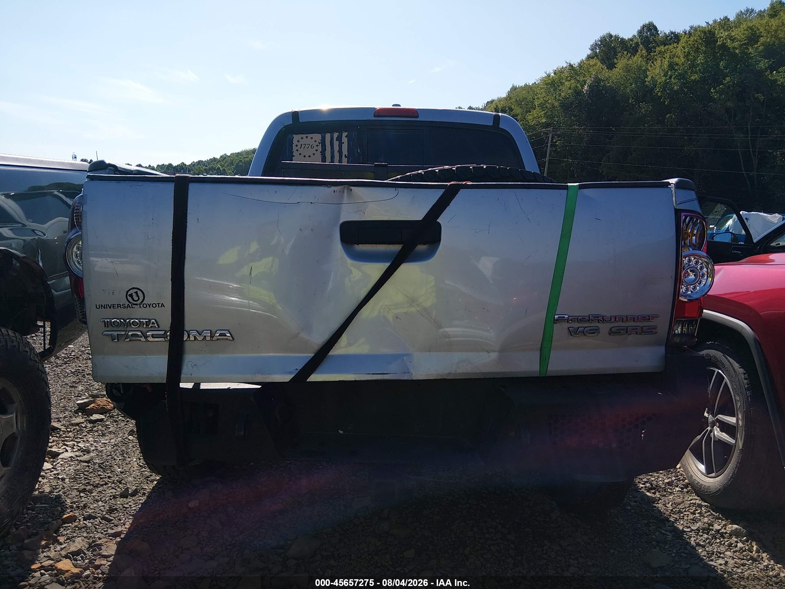 2010 Toyota Tacoma Prerunner V6 Silver vin: 5TEJU4GN2AZ697979