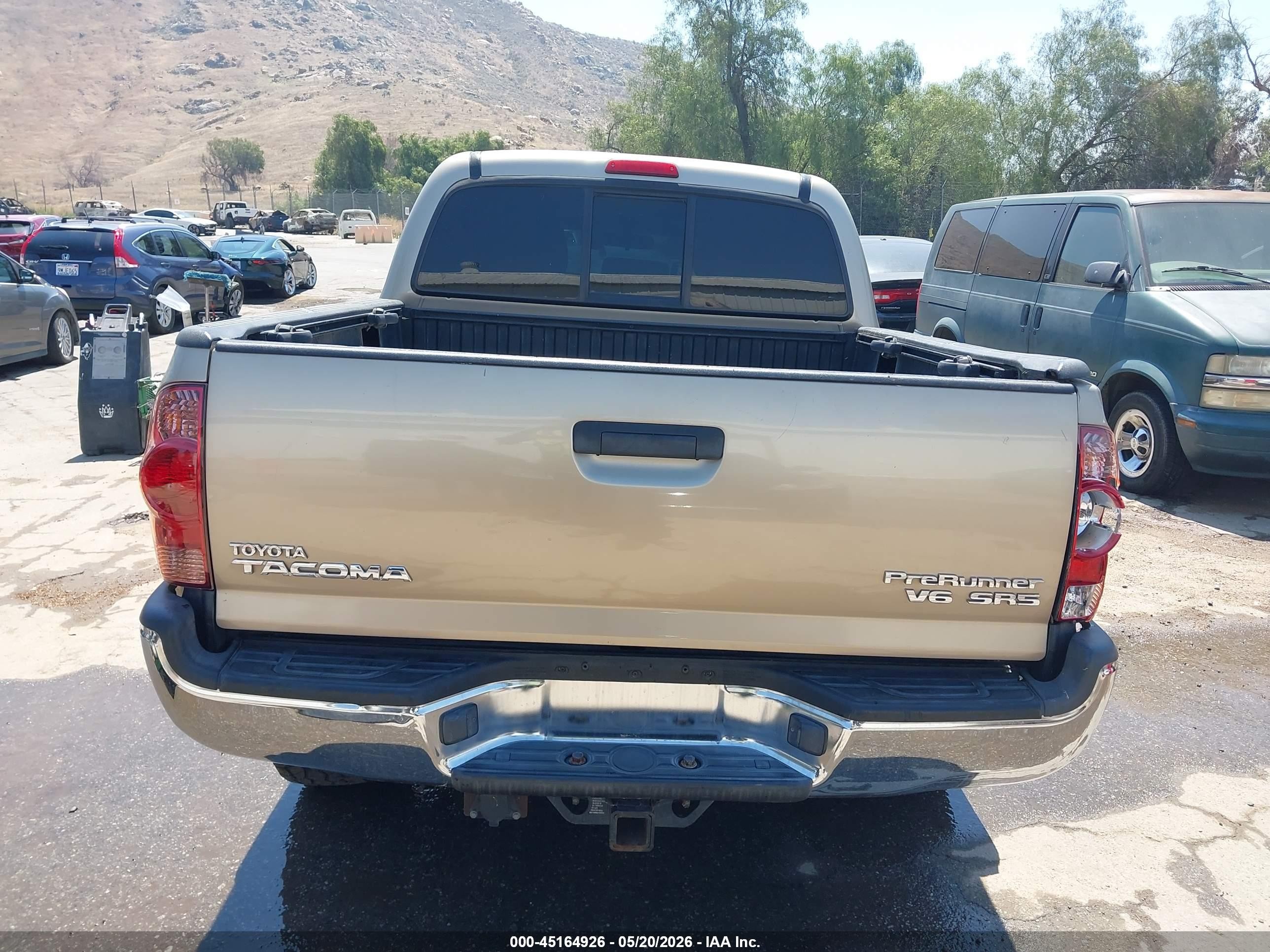2007 Toyota Tacoma Prerunner V6 Tan vin: 5TEJU62N27Z400835
