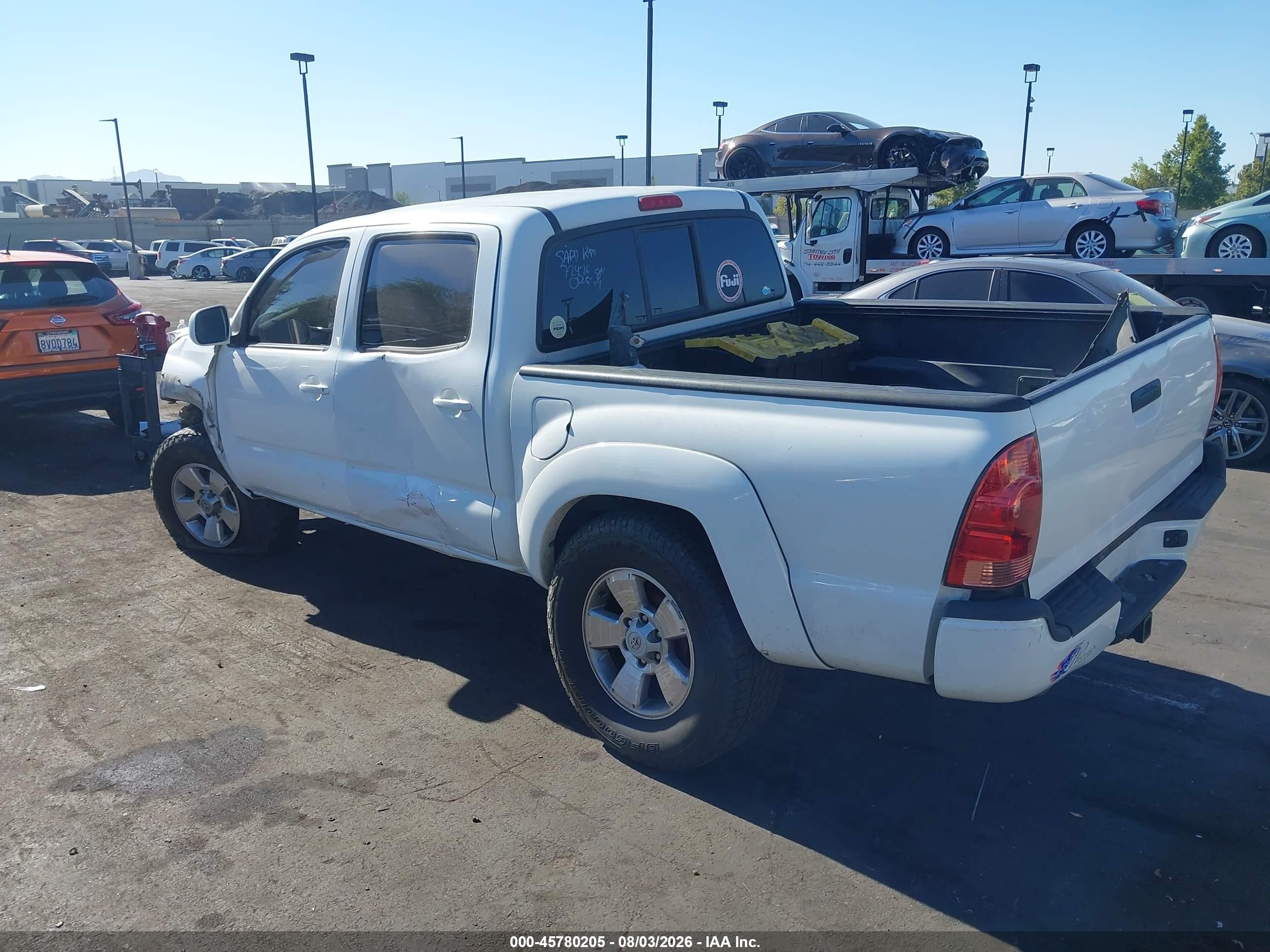 2005 Toyota Tacoma Prerunner V6 White vin: 5TEJU62N45Z081841