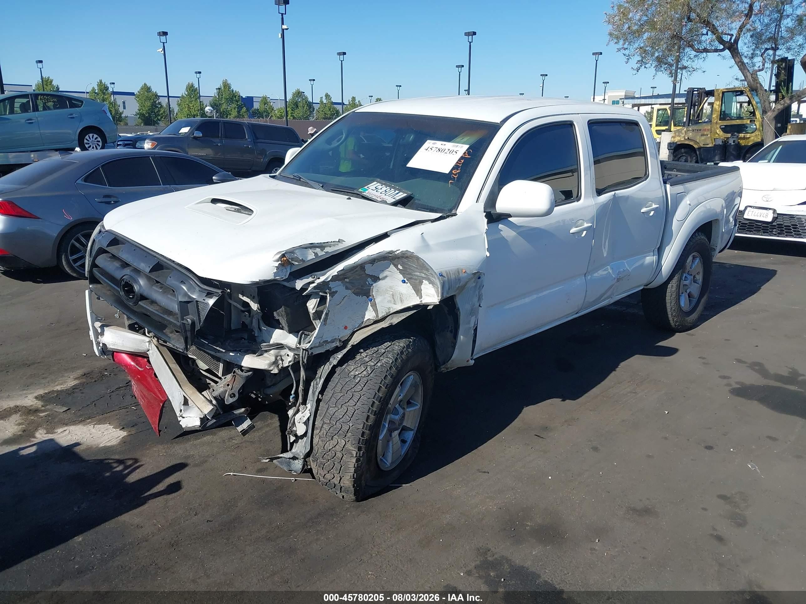 2005 Toyota Tacoma Prerunner V6 White vin: 5TEJU62N45Z081841