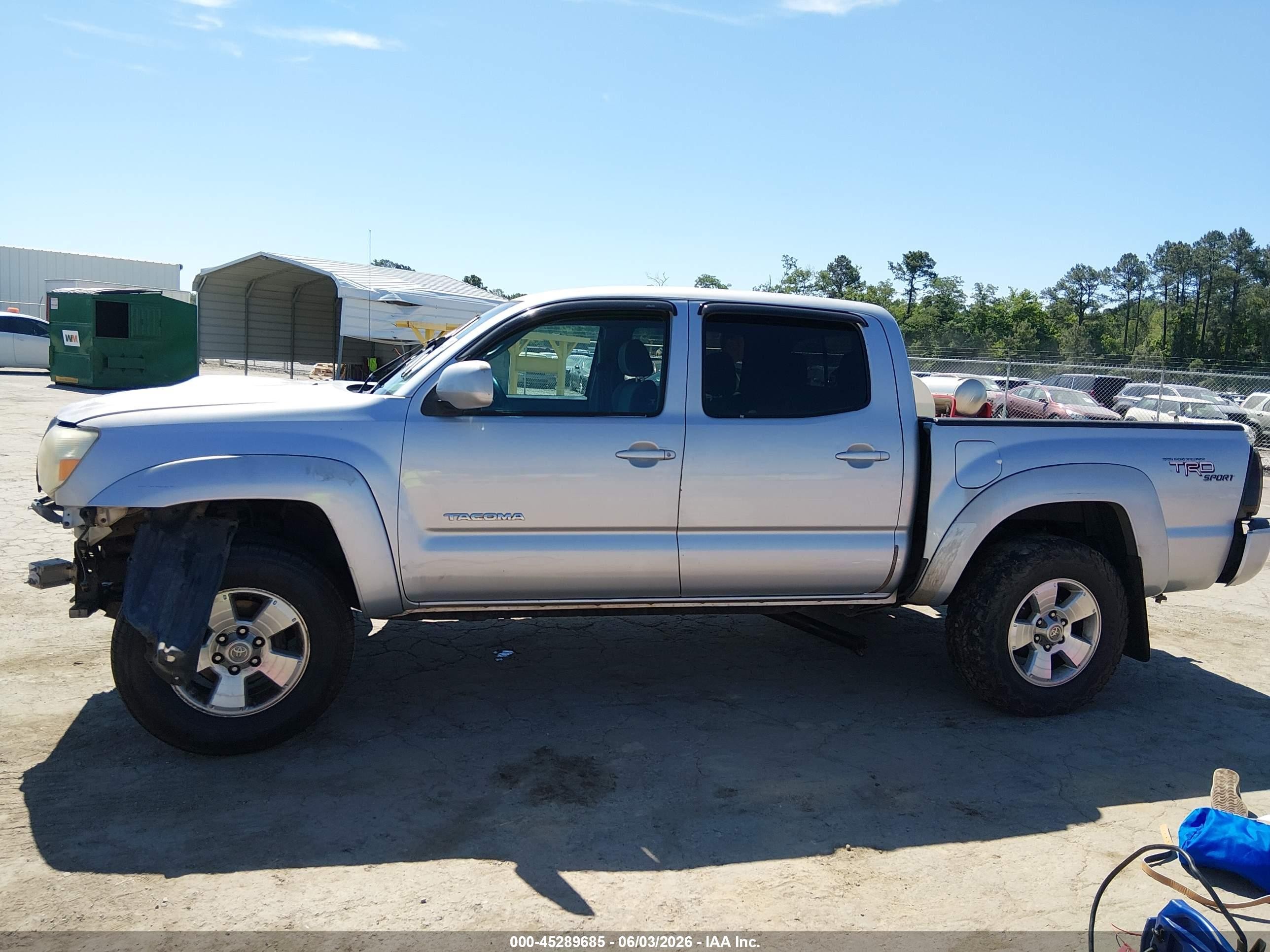 2008 Toyota Tacoma Prerunner V6 Silver vin: 5TEJU62N68Z516640