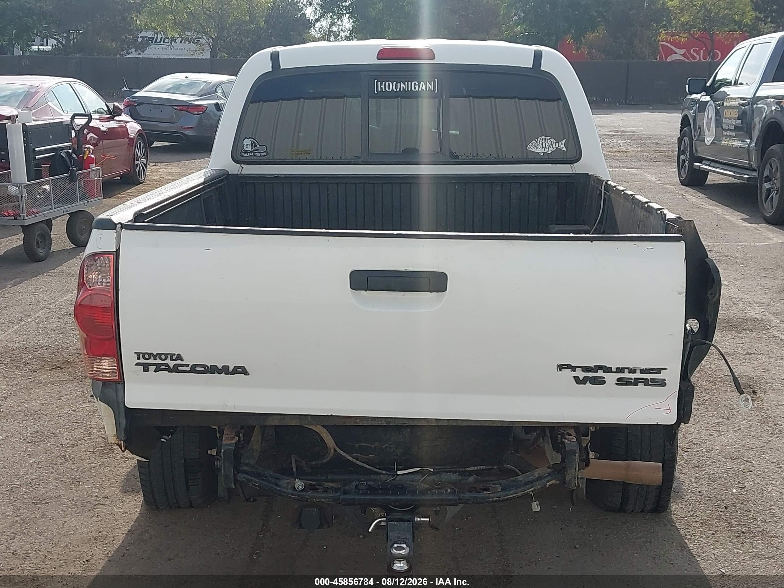 2007 Toyota Tacoma Prerunner V6 White vin: 5TEJU62N77Z452915