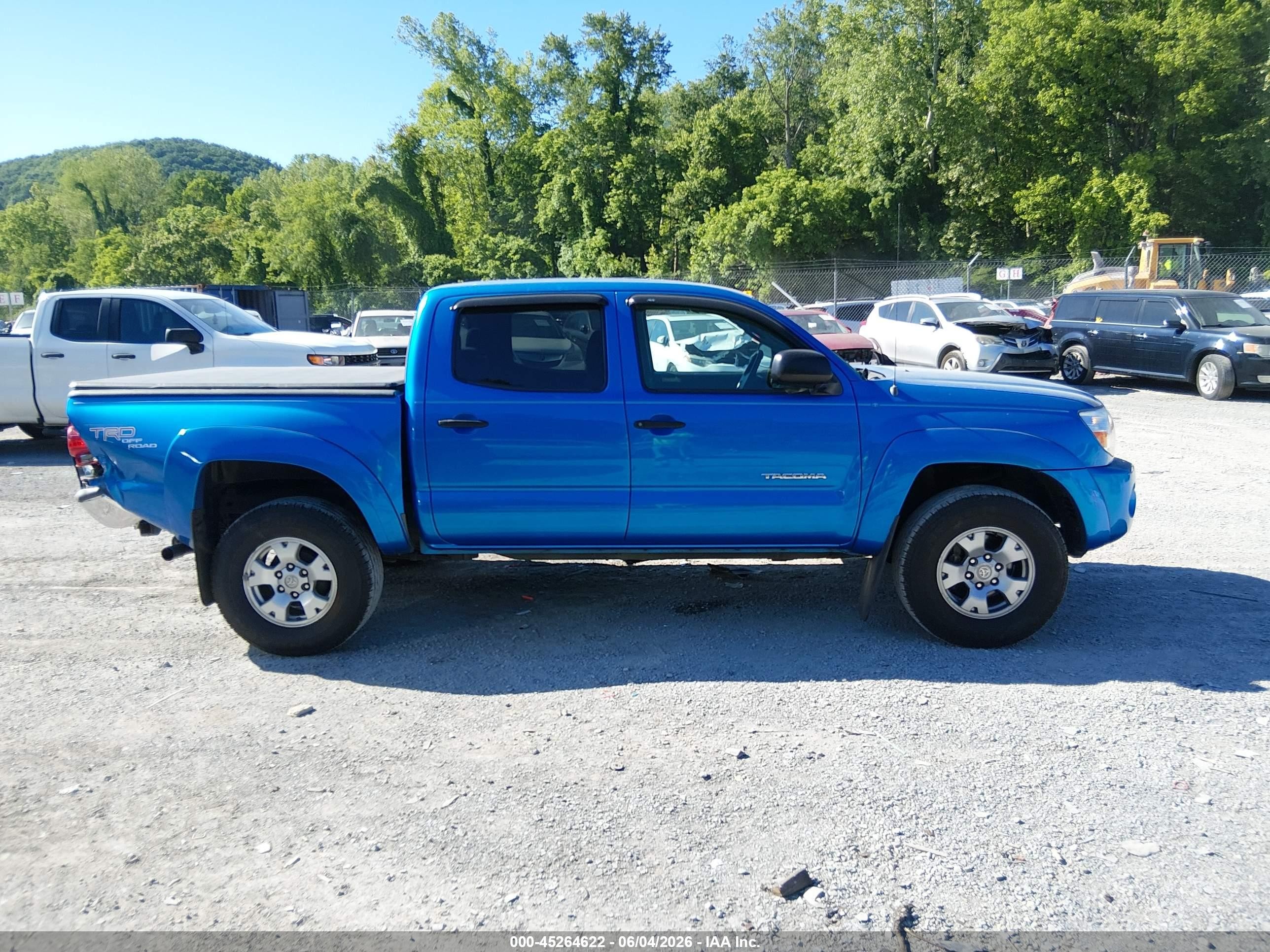 2007 Toyota Tacoma Prerunner V6 Blue vin: 5TEJU62N77Z461002