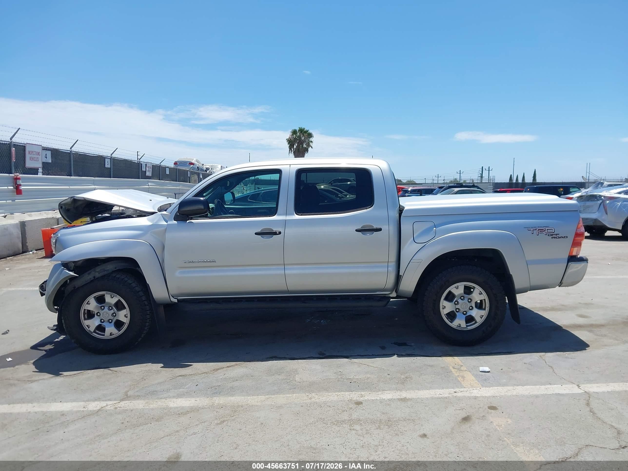2008 Toyota Tacoma Prerunner V6 Silver vin: 5TEJU62N98Z519922