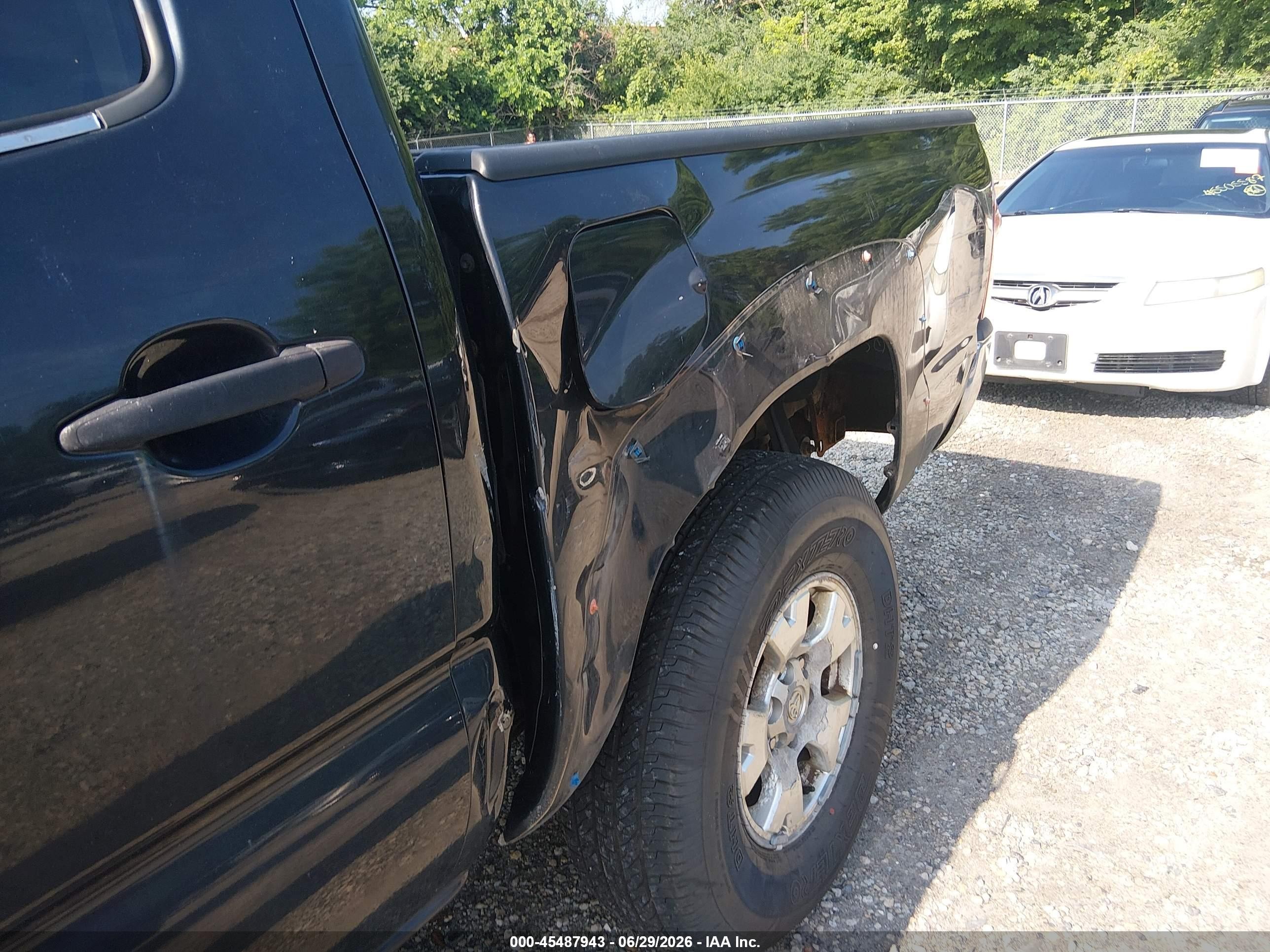 2005 Toyota Tacoma Prerunner V6 Black vin: 5TEJU62NX5Z080046