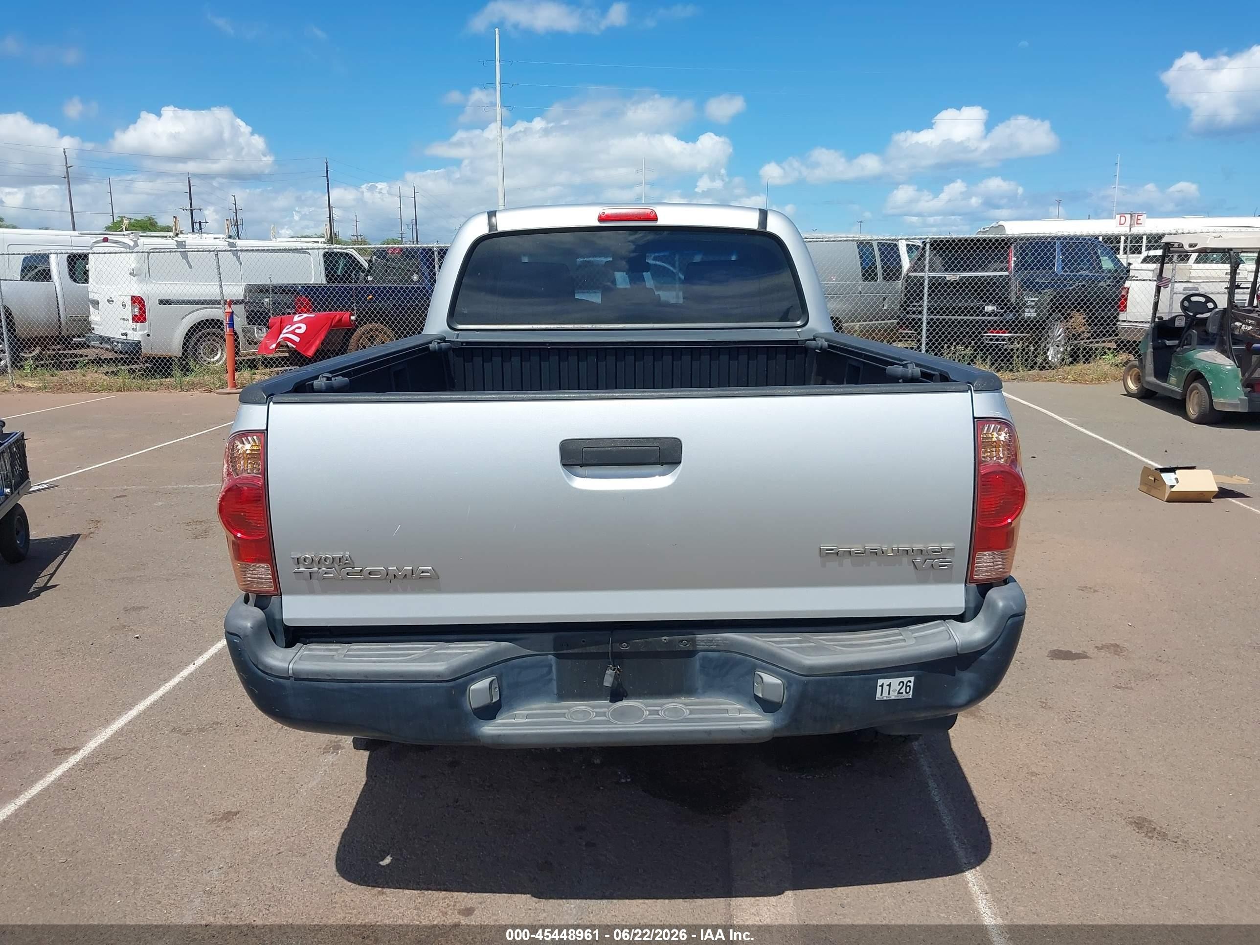 2006 Toyota Tacoma Prerunner V6 Серебряный vin: 5TEKU72N16Z313324