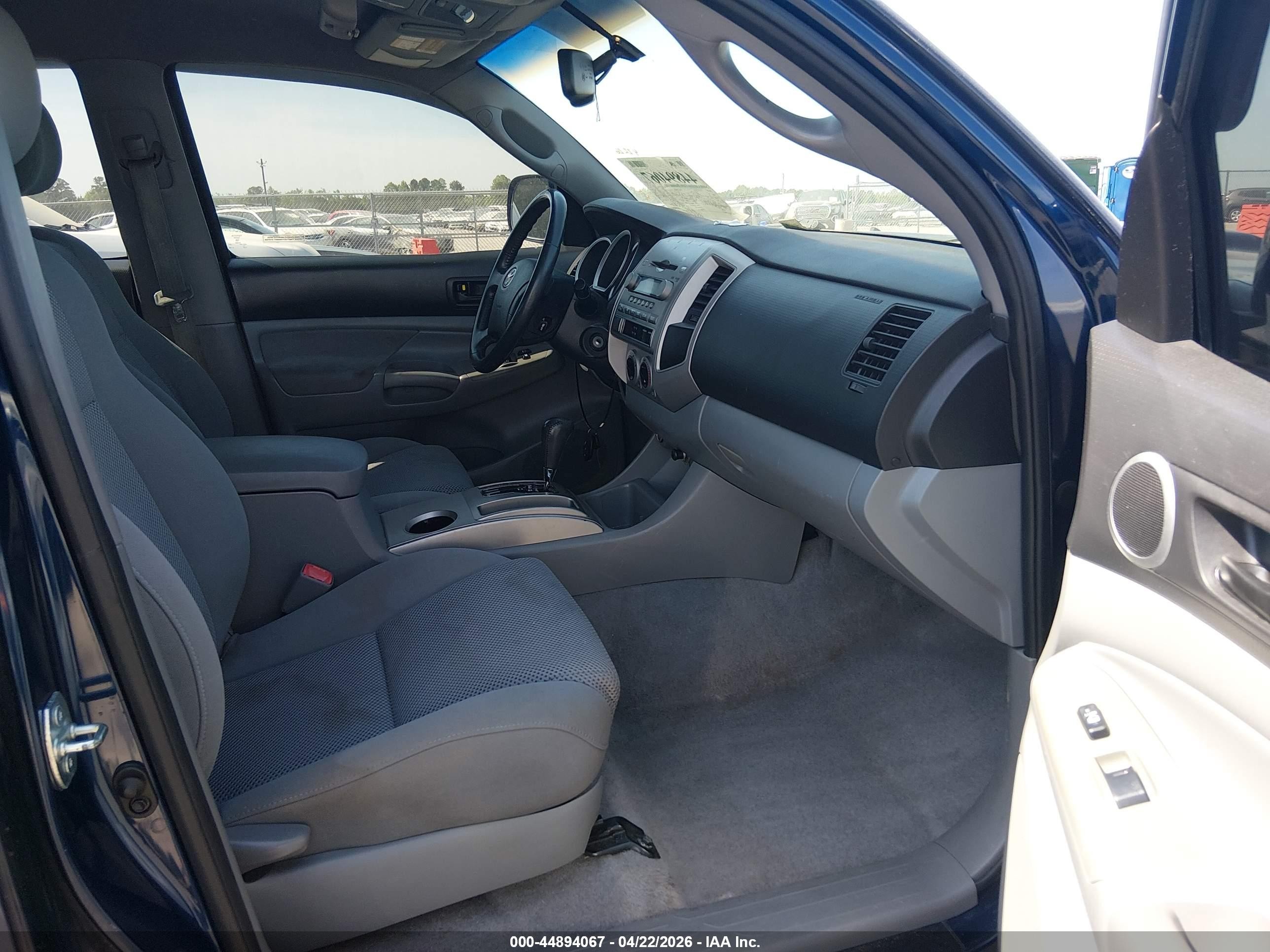 2007 Toyota Tacoma Prerunner V6 Blue vin: 5TEKU72N37Z399463