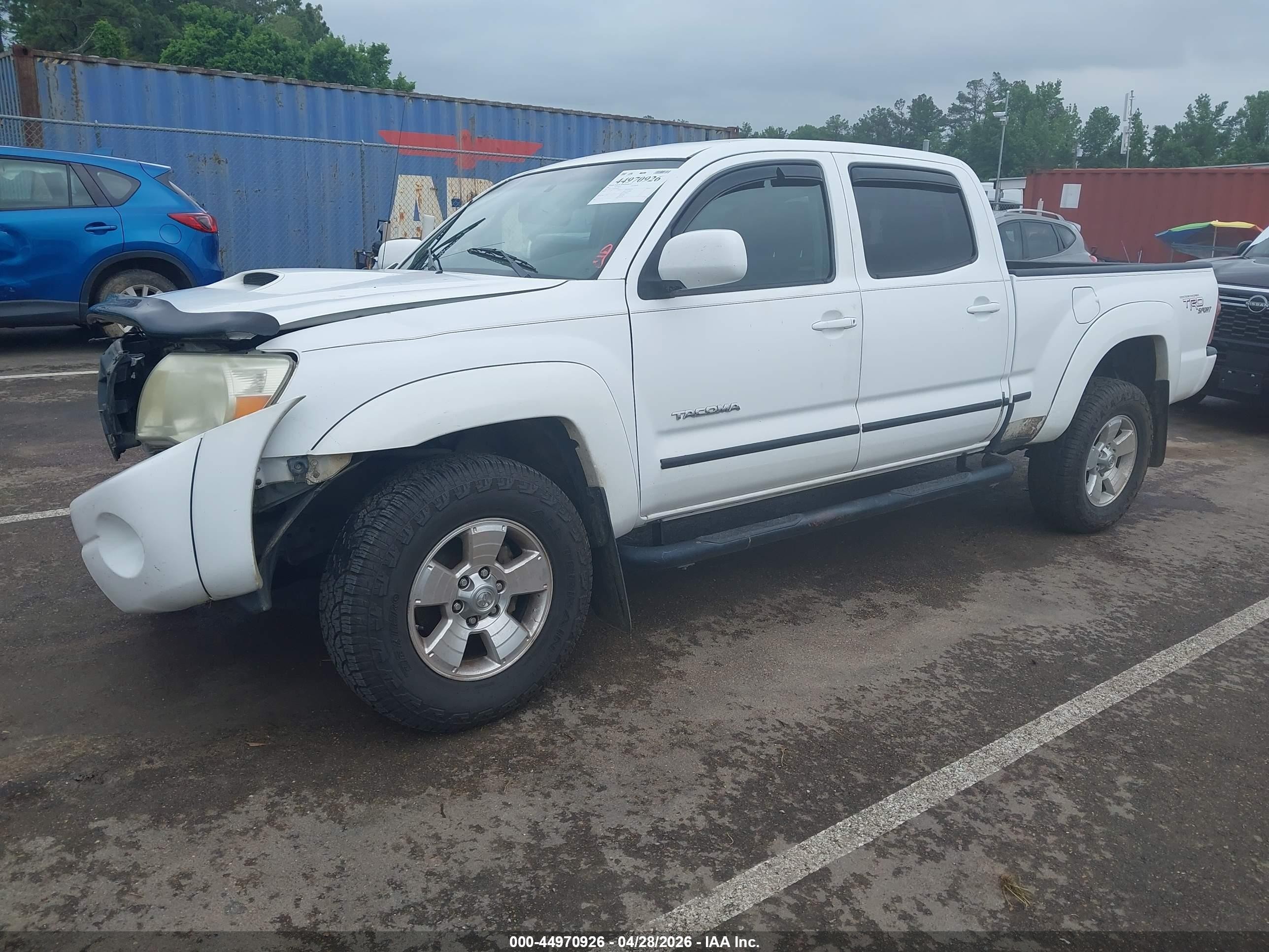 2007 Toyota Tacoma Prerunner V6 White vin: 5TEKU72N47Z465535