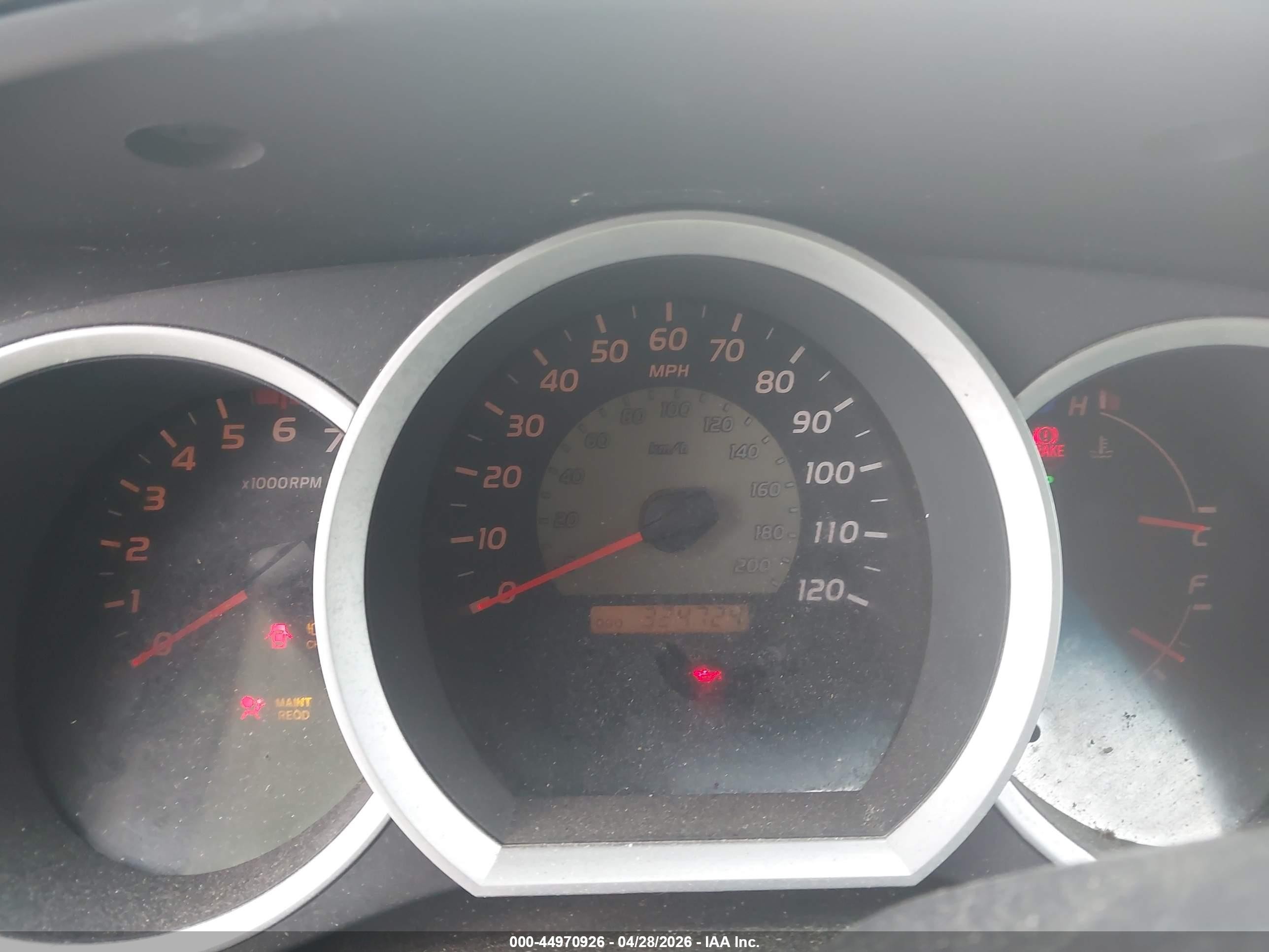 2007 Toyota Tacoma Prerunner V6 White vin: 5TEKU72N47Z465535