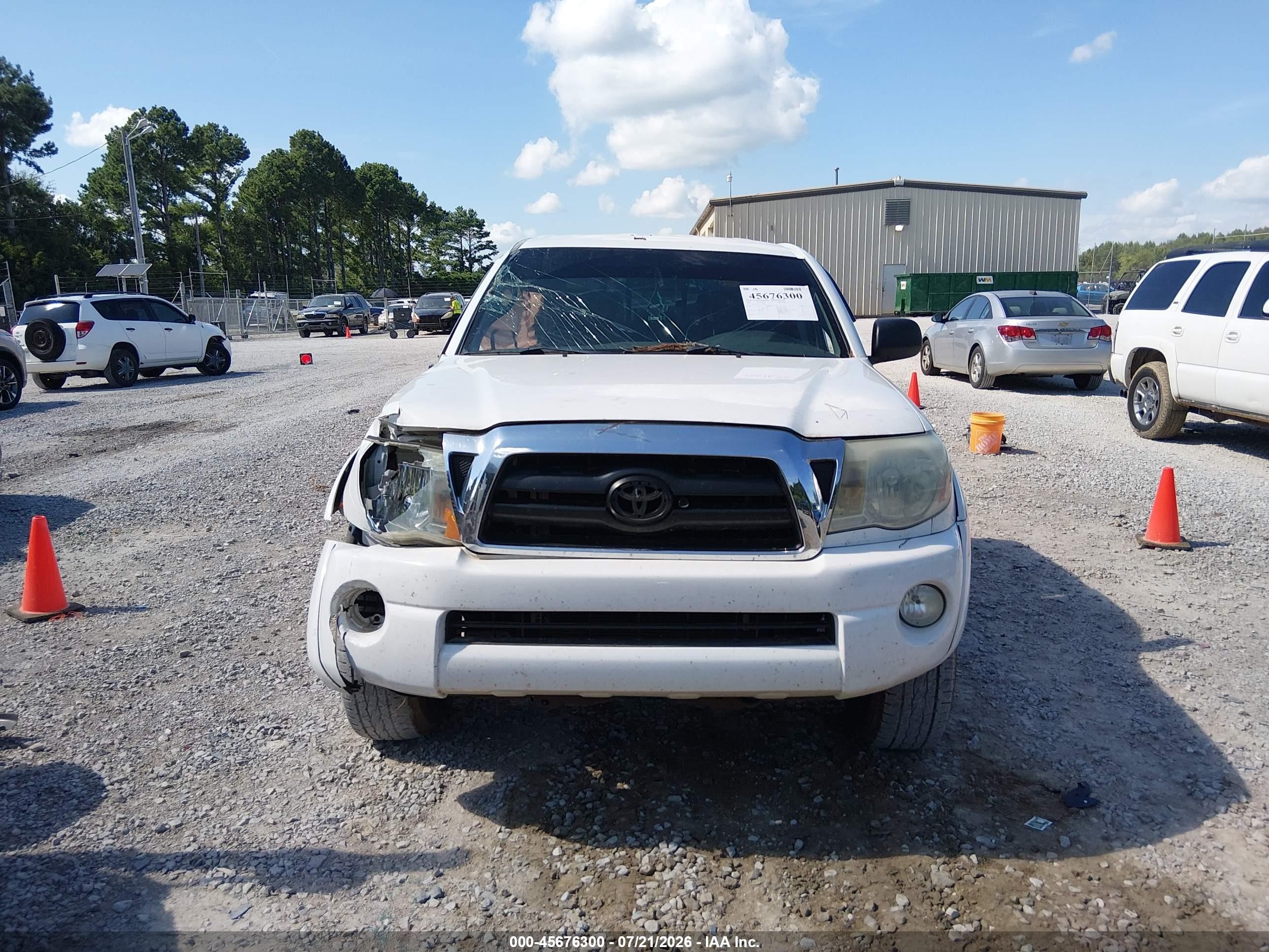 2006 Toyota Tacoma Prerunner V6 White vin: 5TEKU72N56Z157885