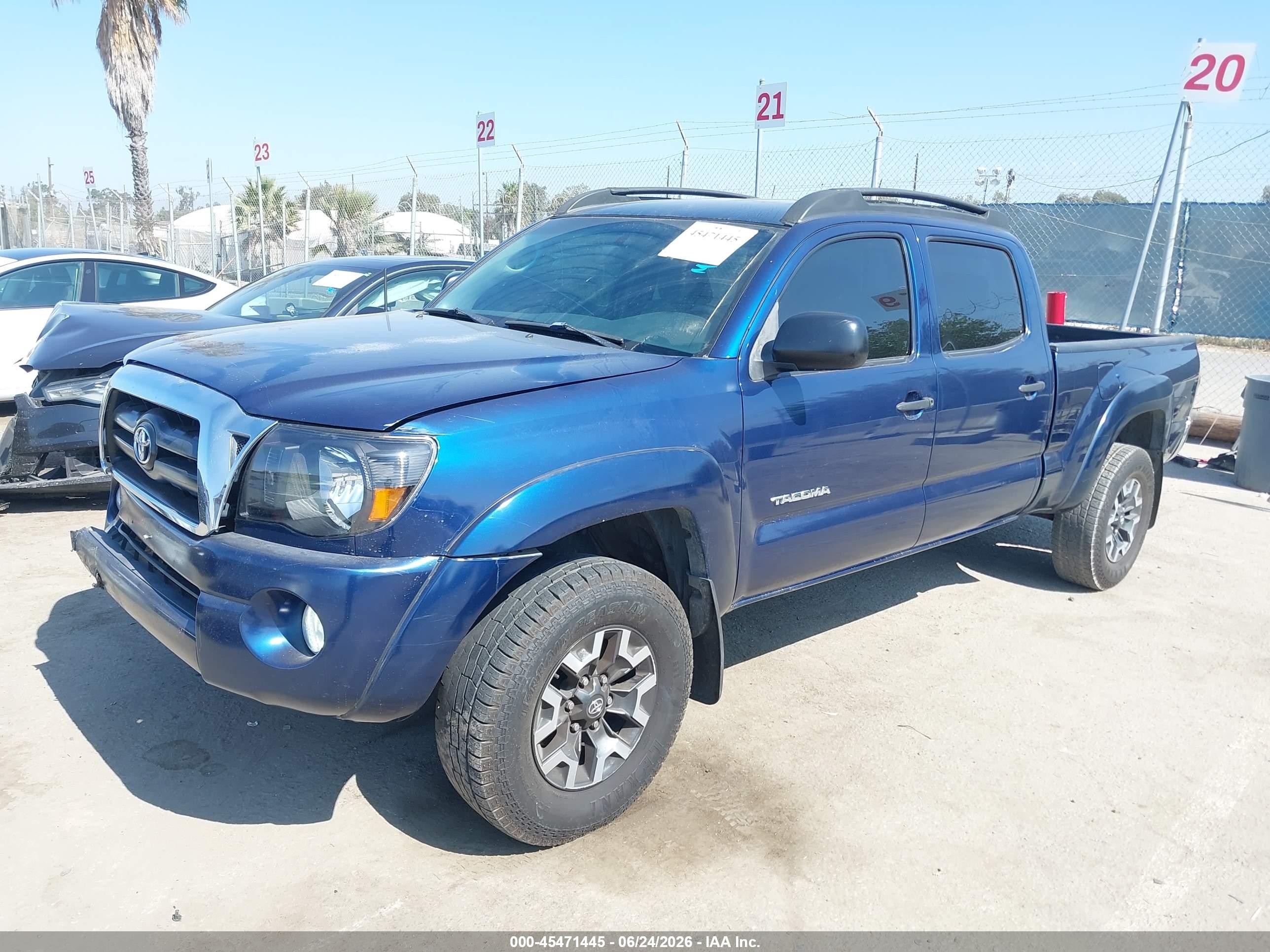 2008 Toyota Tacoma Prerunner V6 Blue vin: 5TEKU72N68Z569915