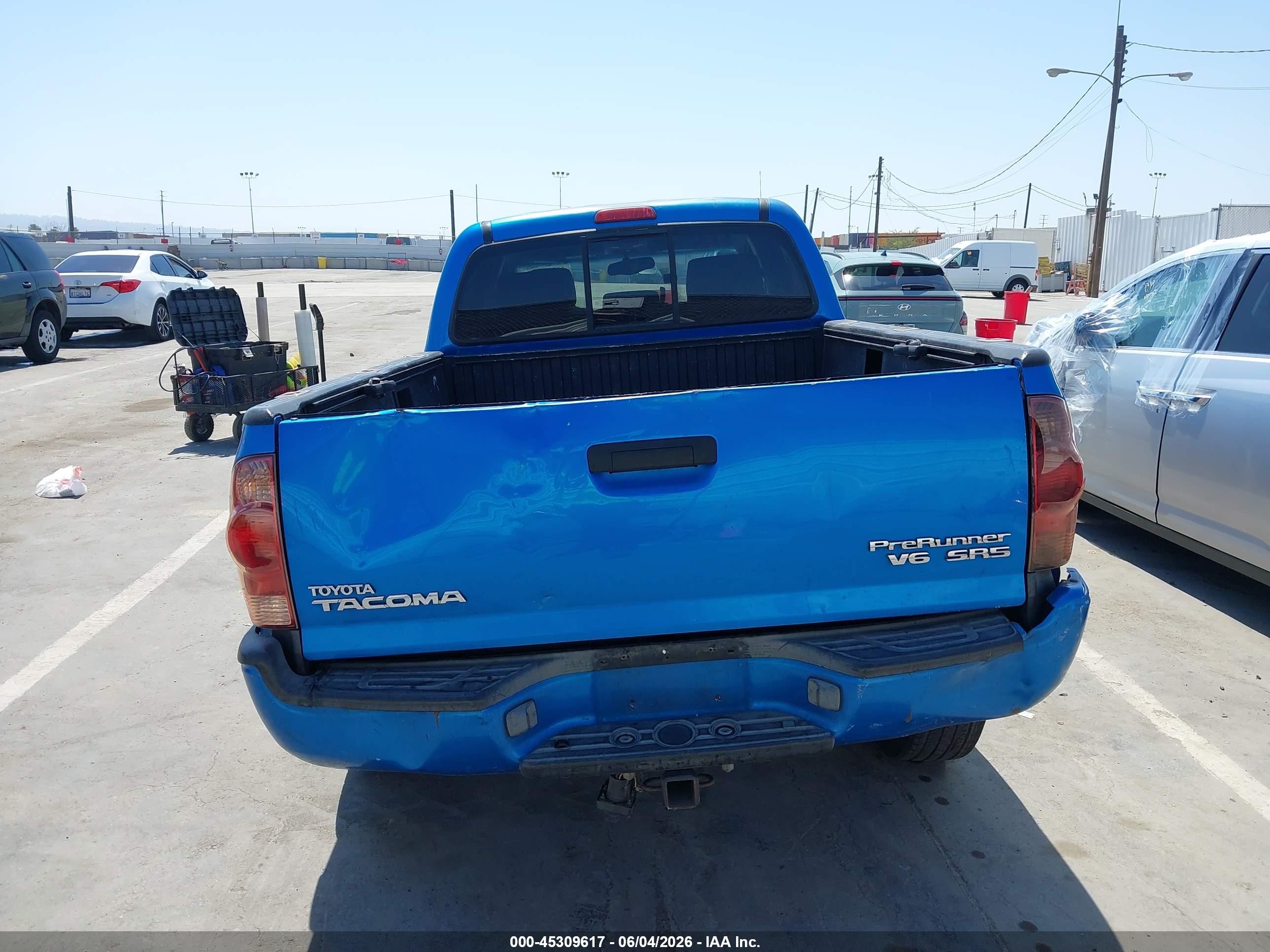 2006 Toyota Tacoma Prerunner V6 Blue vin: 5TEKU72N86Z158304