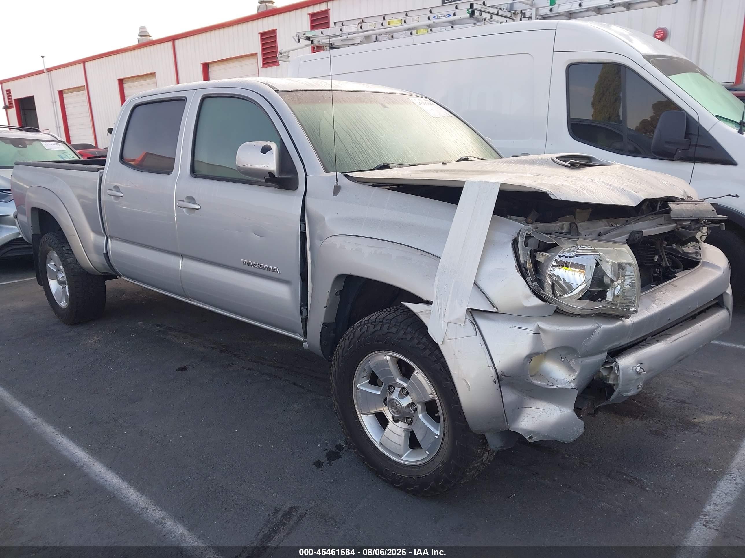 2008 Toyota Tacoma Prerunner V6 Серебряный vin: 5TEKU72N88Z477446