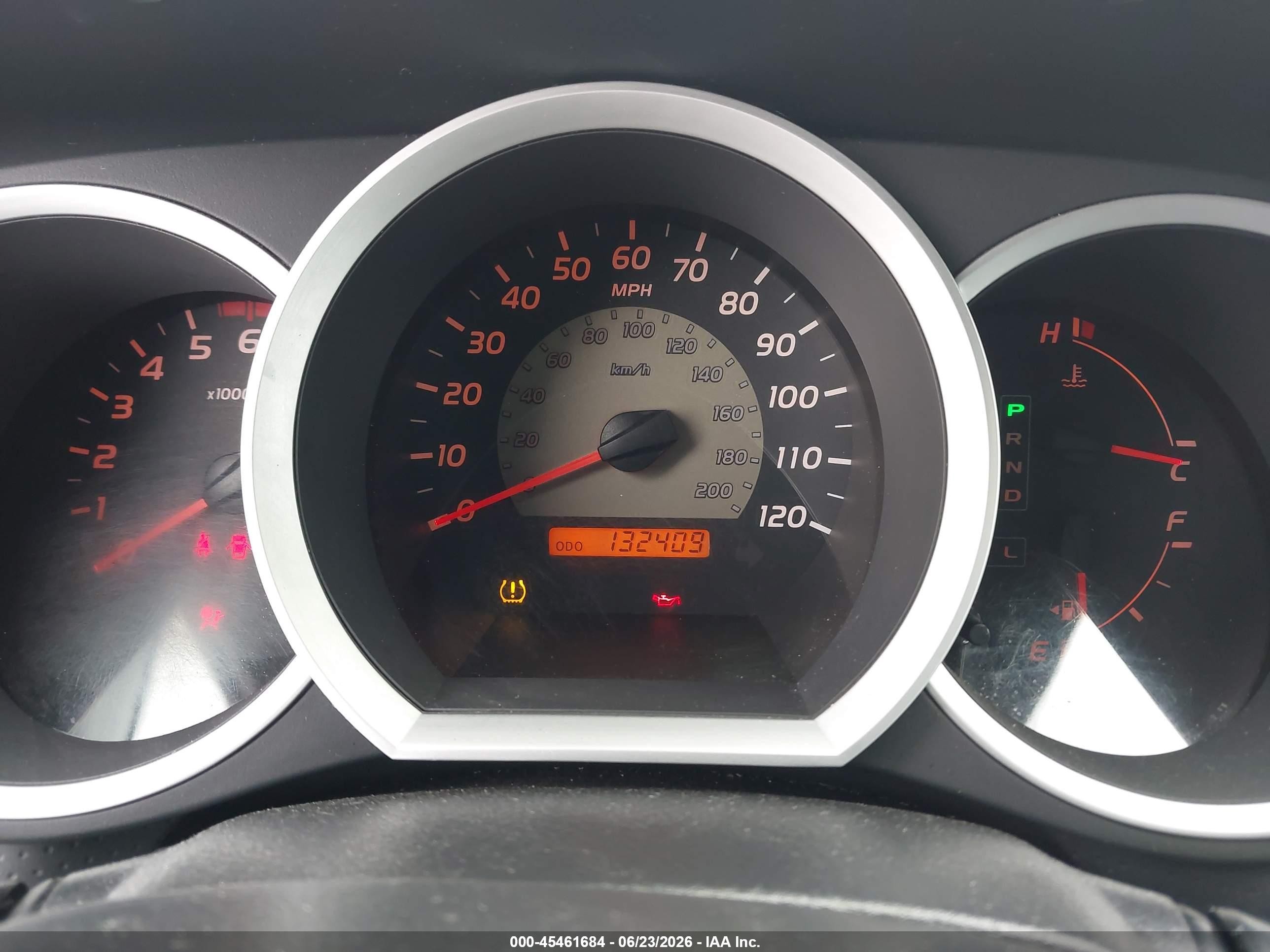 2008 Toyota Tacoma Prerunner V6 Silver vin: 5TEKU72N88Z477446