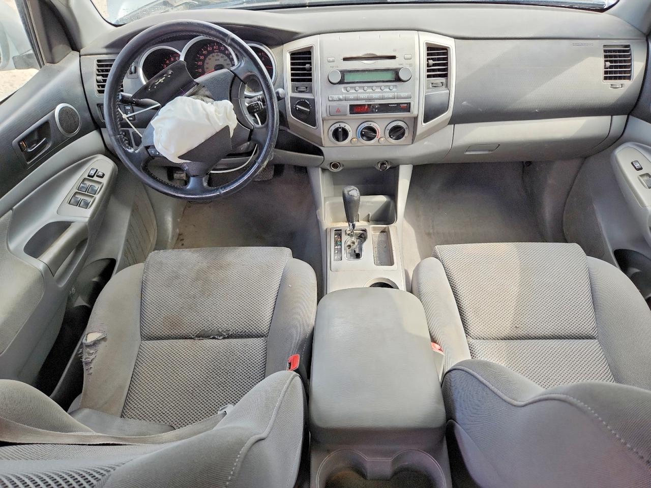 2005 Toyota Tacoma Double Cab Silver vin: 5TELU42N05Z025702