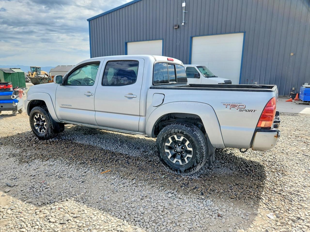 2005 Toyota Tacoma Double Cab Silver vin: 5TELU42N05Z025702