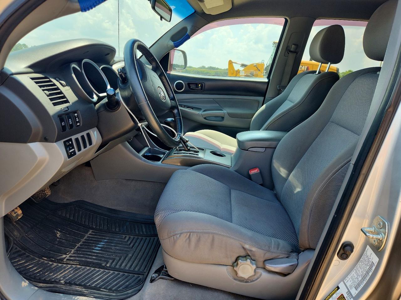 2008 Toyota Tacoma V6 Silver vin: 5TELU42N18Z511892