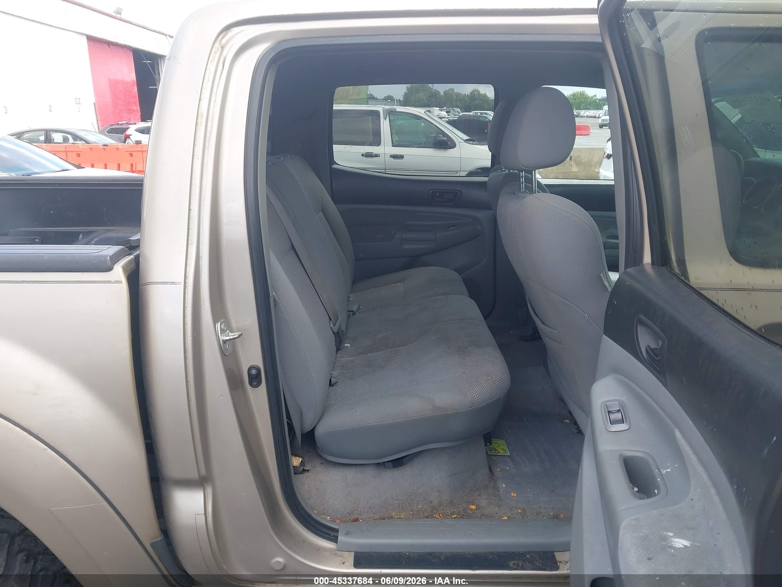2008 Toyota Tacoma Base V6 Gold vin: 5TELU42N18Z567802