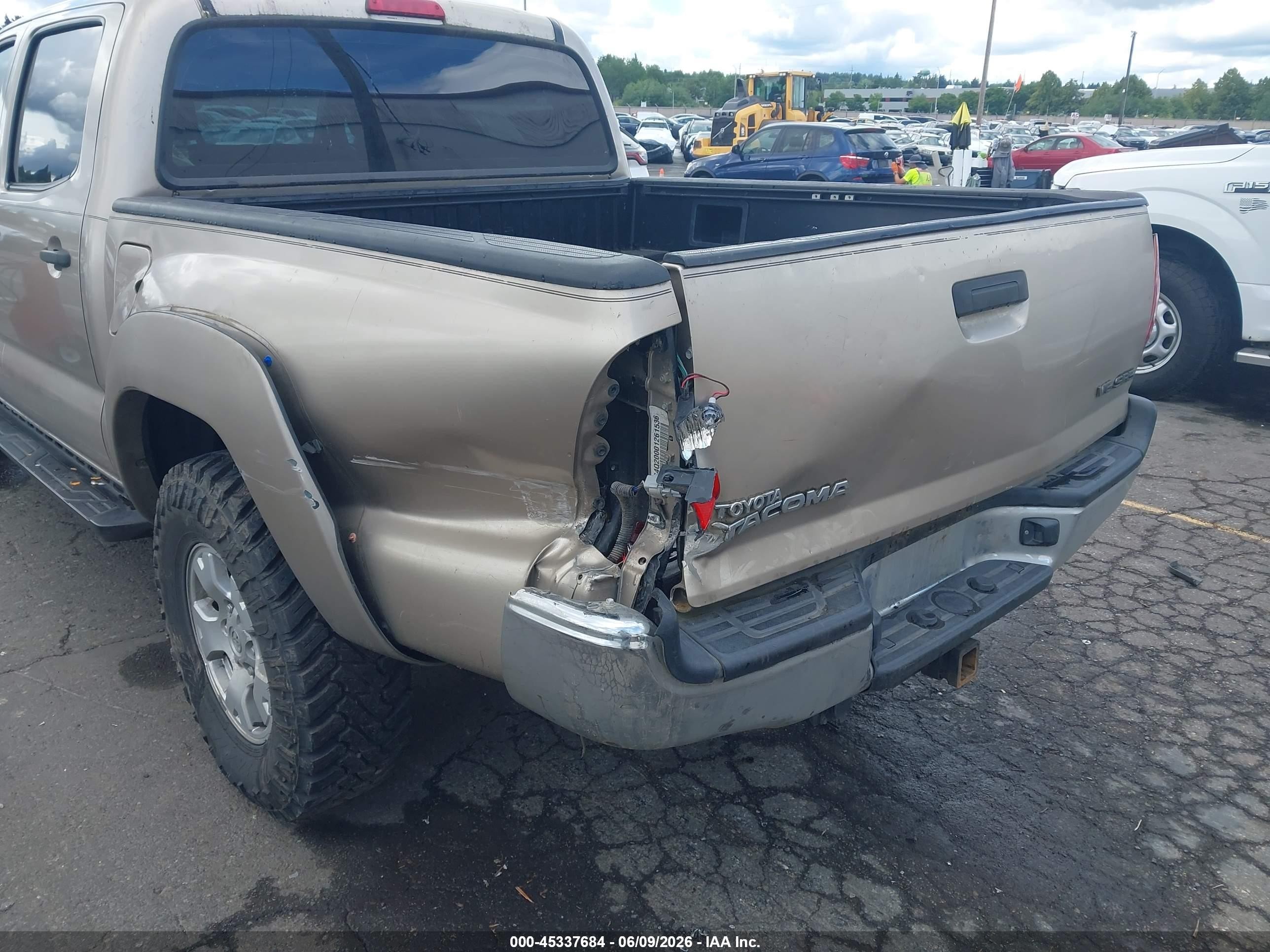 2008 Toyota Tacoma Base V6 Gold vin: 5TELU42N18Z567802