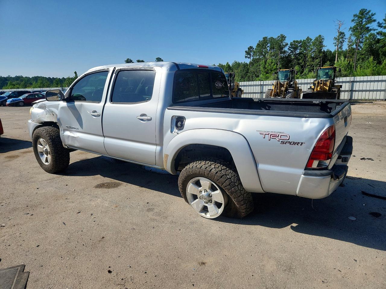 2005 Toyota Tacoma Double Cab Silver vin: 5TELU42N25Z079308