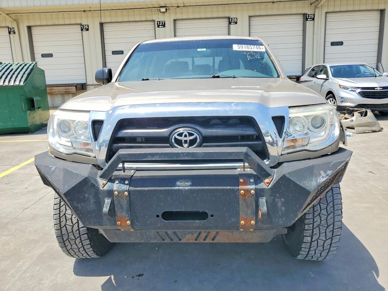 2005 Toyota Tacoma Double Cab Золотой vin: 5TELU42N45Z047217