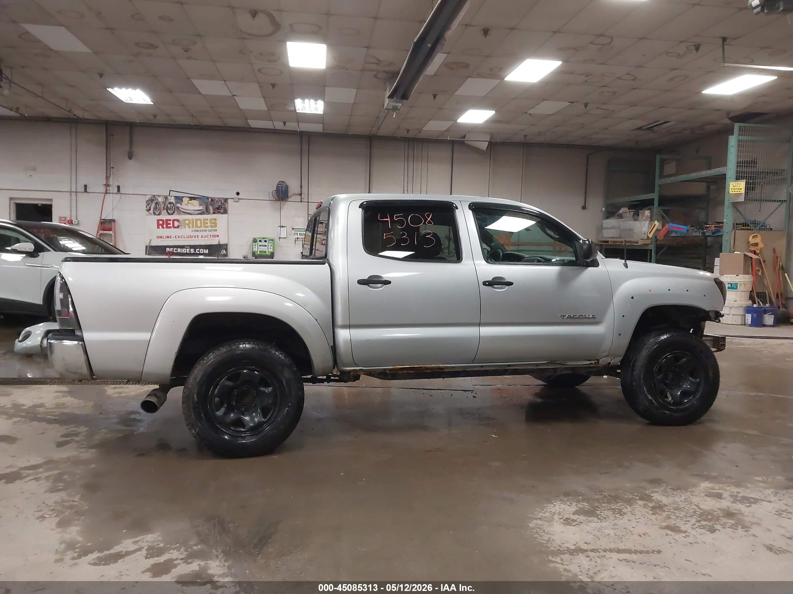 2008 Toyota Tacoma Base V6 Silver vin: 5TELU42N48Z554350