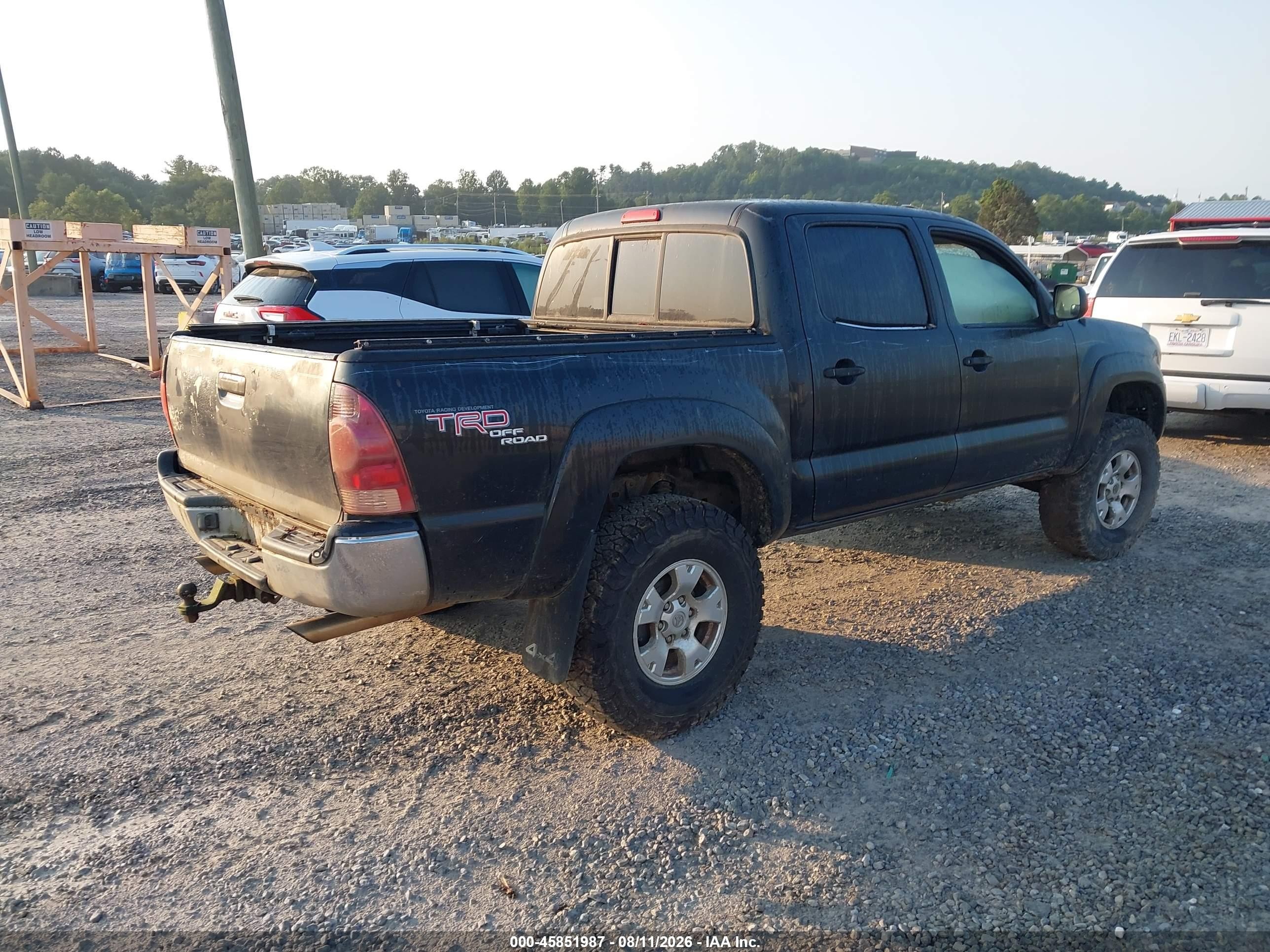 2005 Toyota Tacoma Base V6 Black vin: 5TELU42N55Z026330