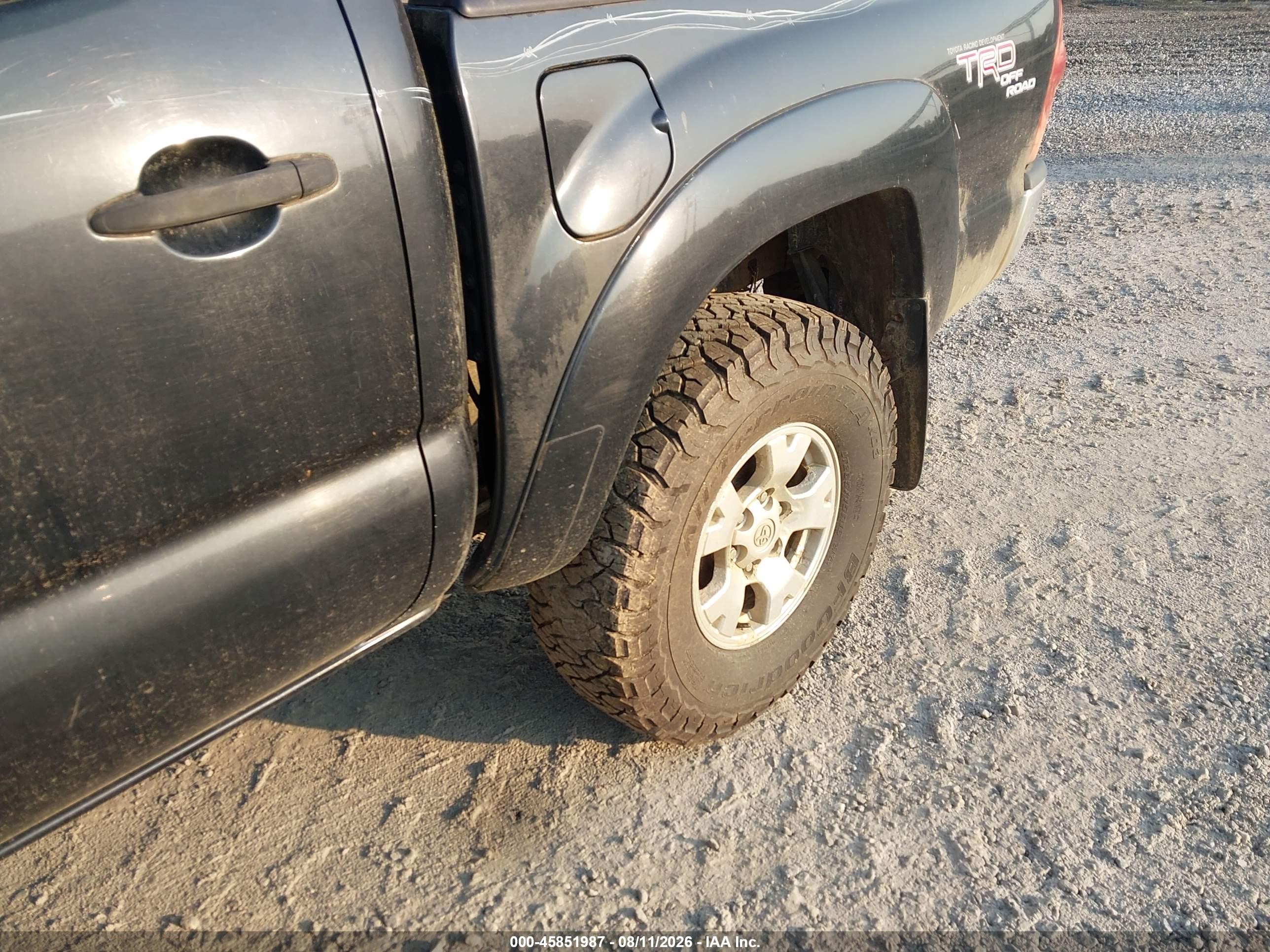 2005 Toyota Tacoma Base V6 Black vin: 5TELU42N55Z026330