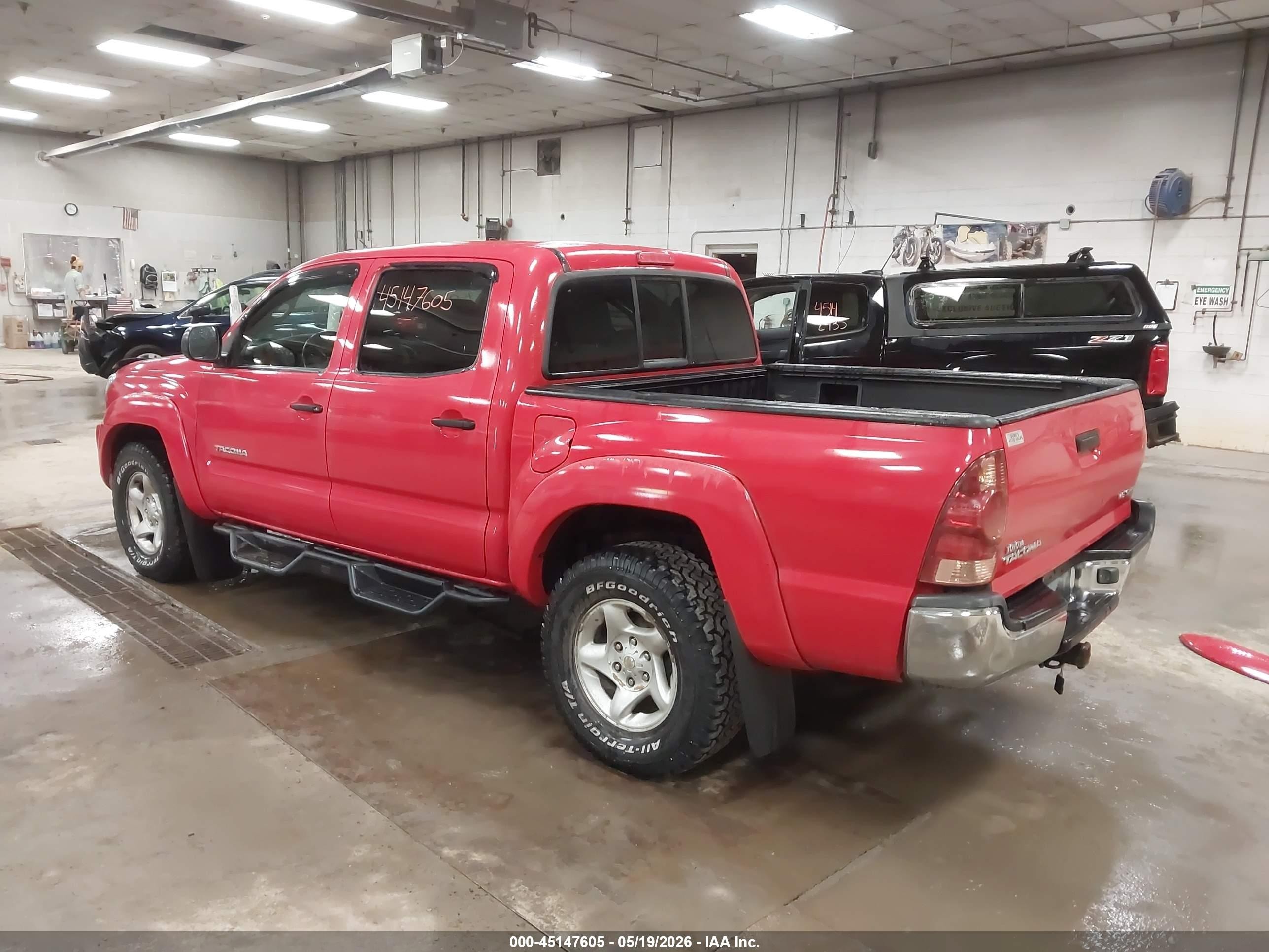 2006 Toyota Tacoma Base V6 Red vin: 5TELU42N56Z273784