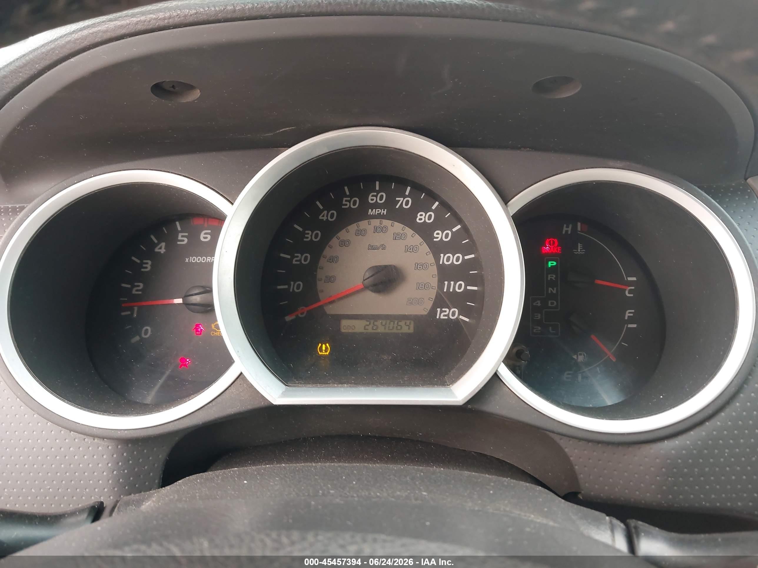 2007 Toyota Tacoma Base V6 Beige vin: 5TELU42N57Z342068