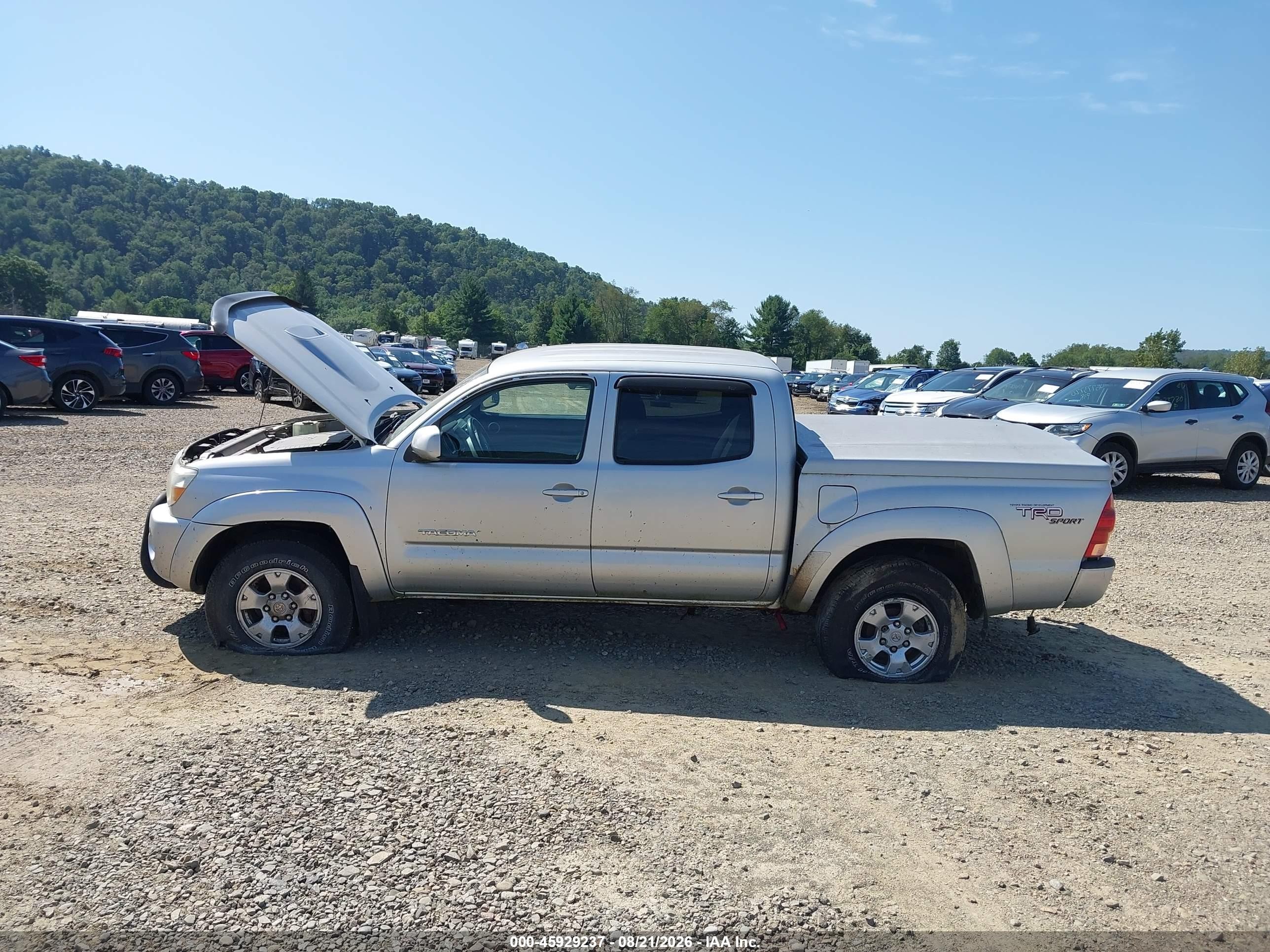 2006 Toyota Tacoma Base V6 Silver vin: 5TELU42N76Z200352