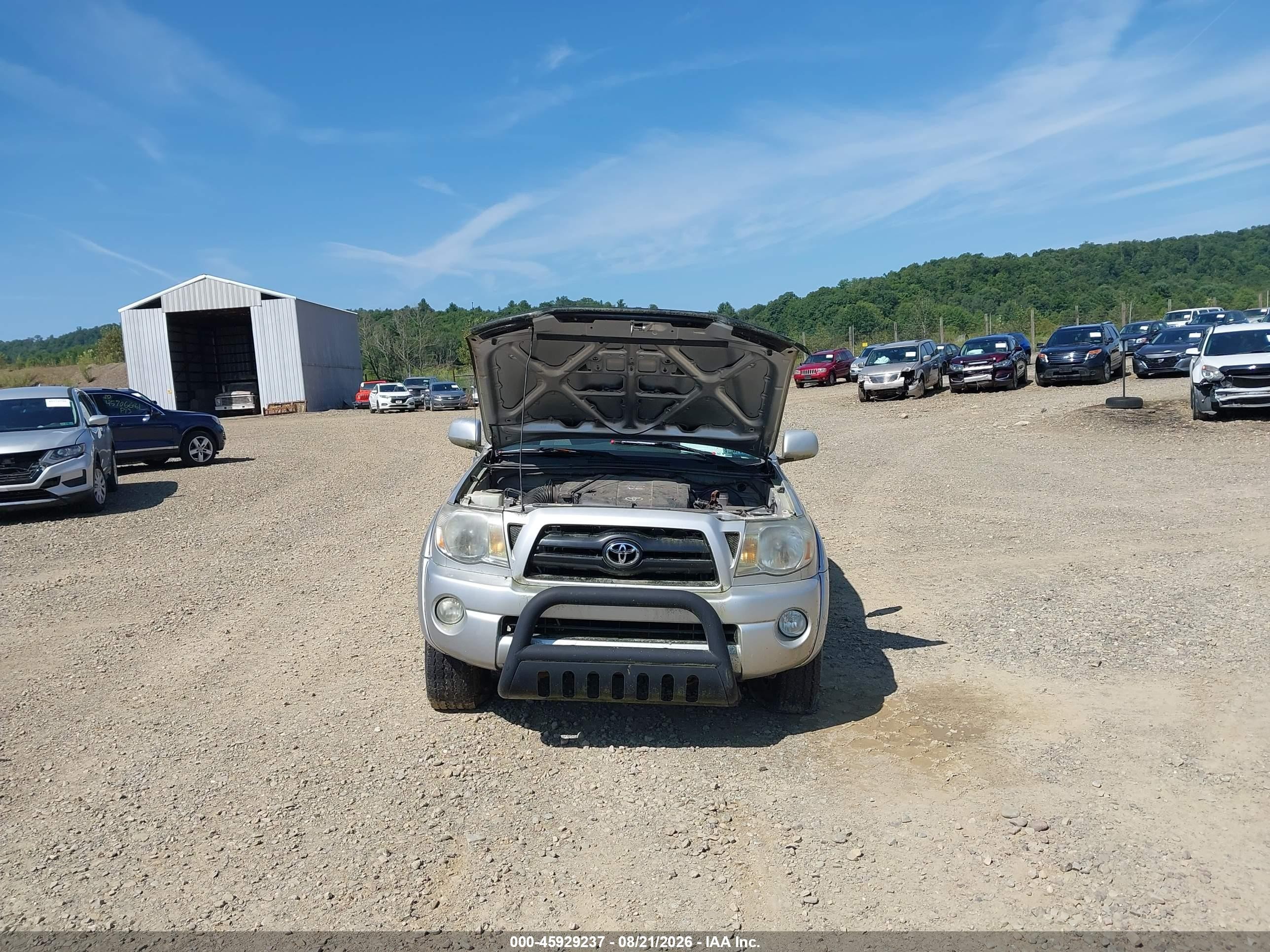 2006 Toyota Tacoma Base V6 Silver vin: 5TELU42N76Z200352