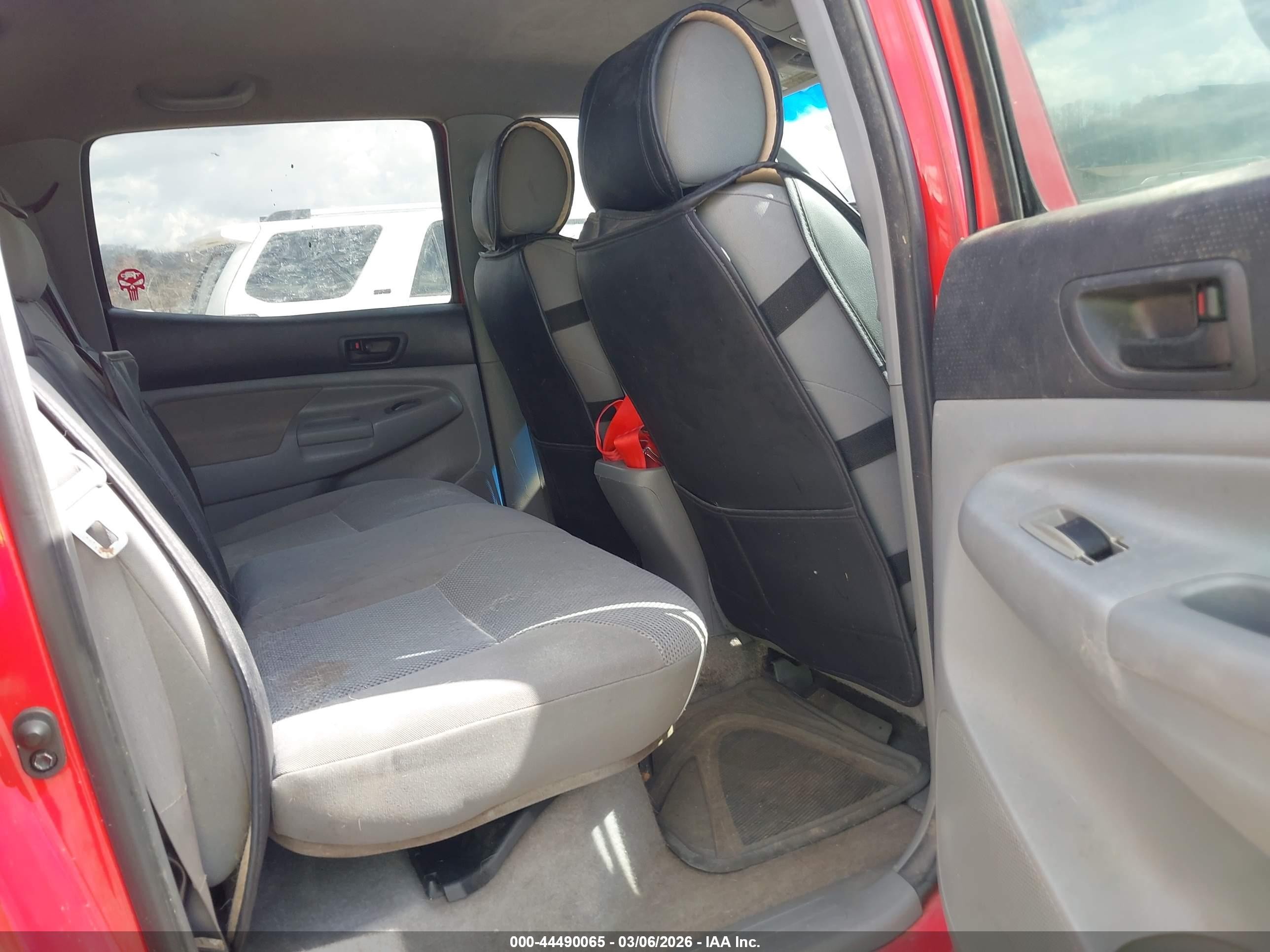 2007 Toyota Tacoma Base V6 Red vin: 5TELU42N77Z390123