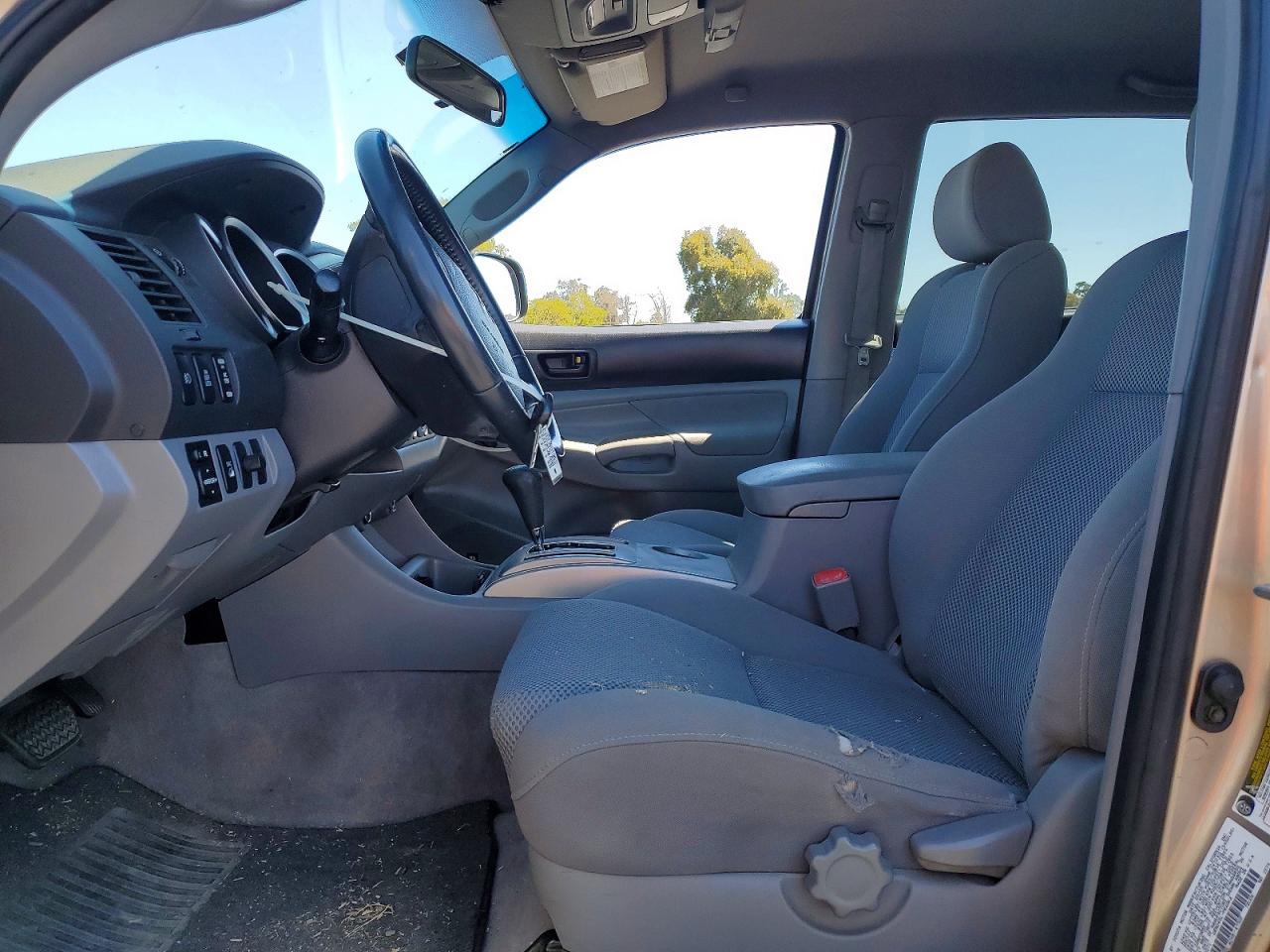 2005 Toyota Tacoma Double Cab Beige vin: 5TELU42N85Z062271