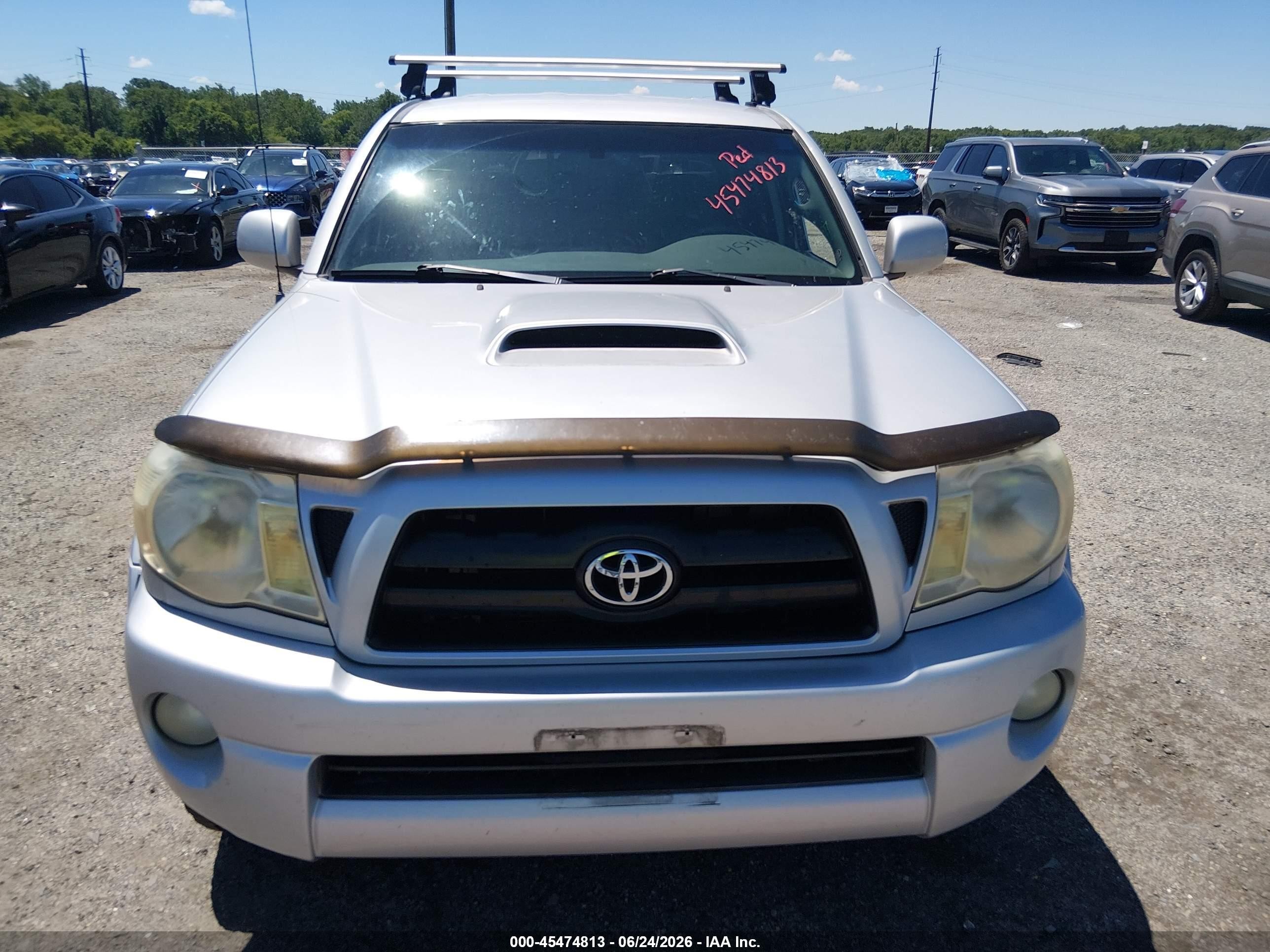 2005 Toyota Tacoma Base V6 Silver vin: 5TELU42N85Z084884