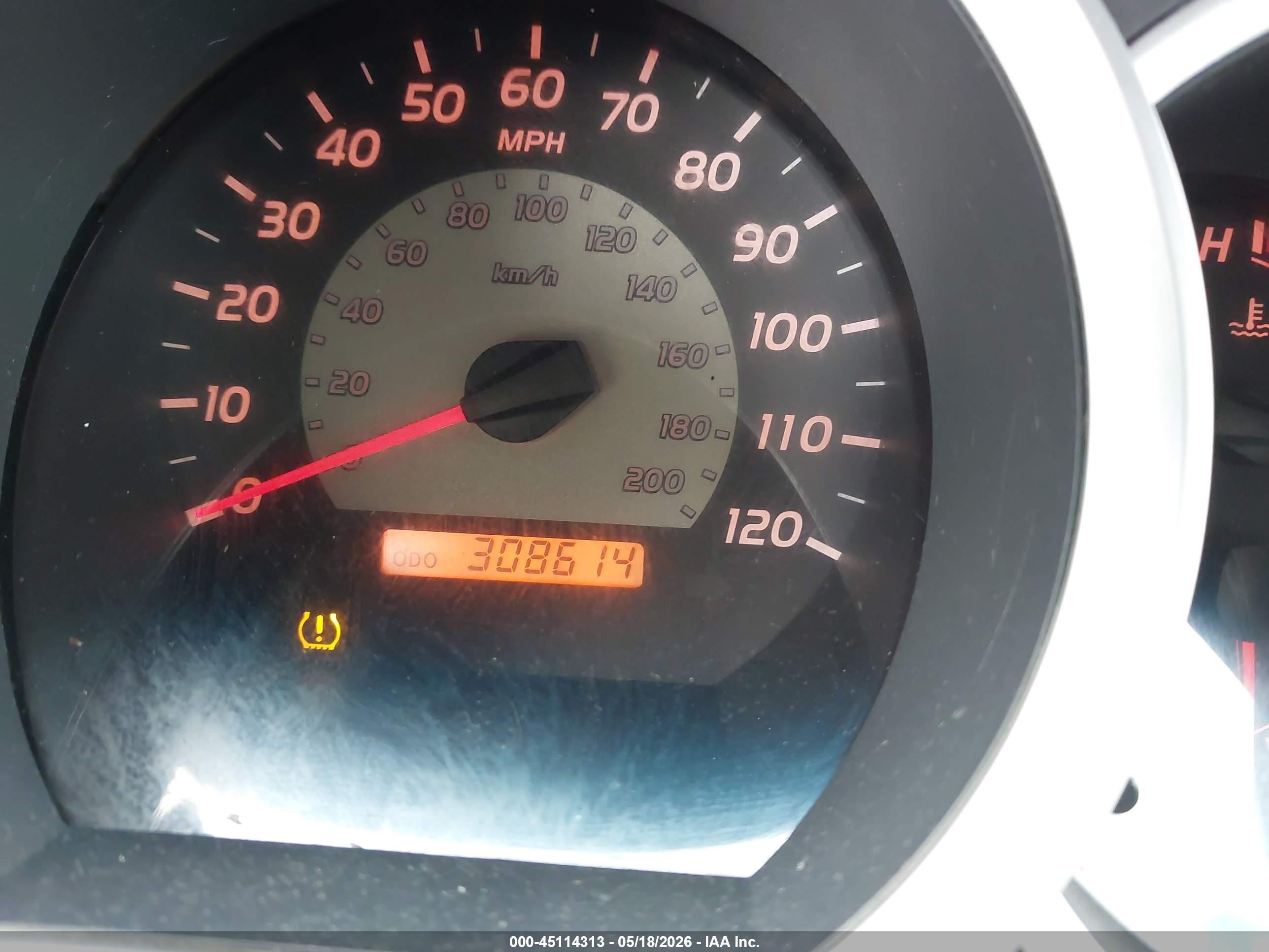 2006 Toyota Tacoma Base V6 White vin: 5TELU42N86Z211330