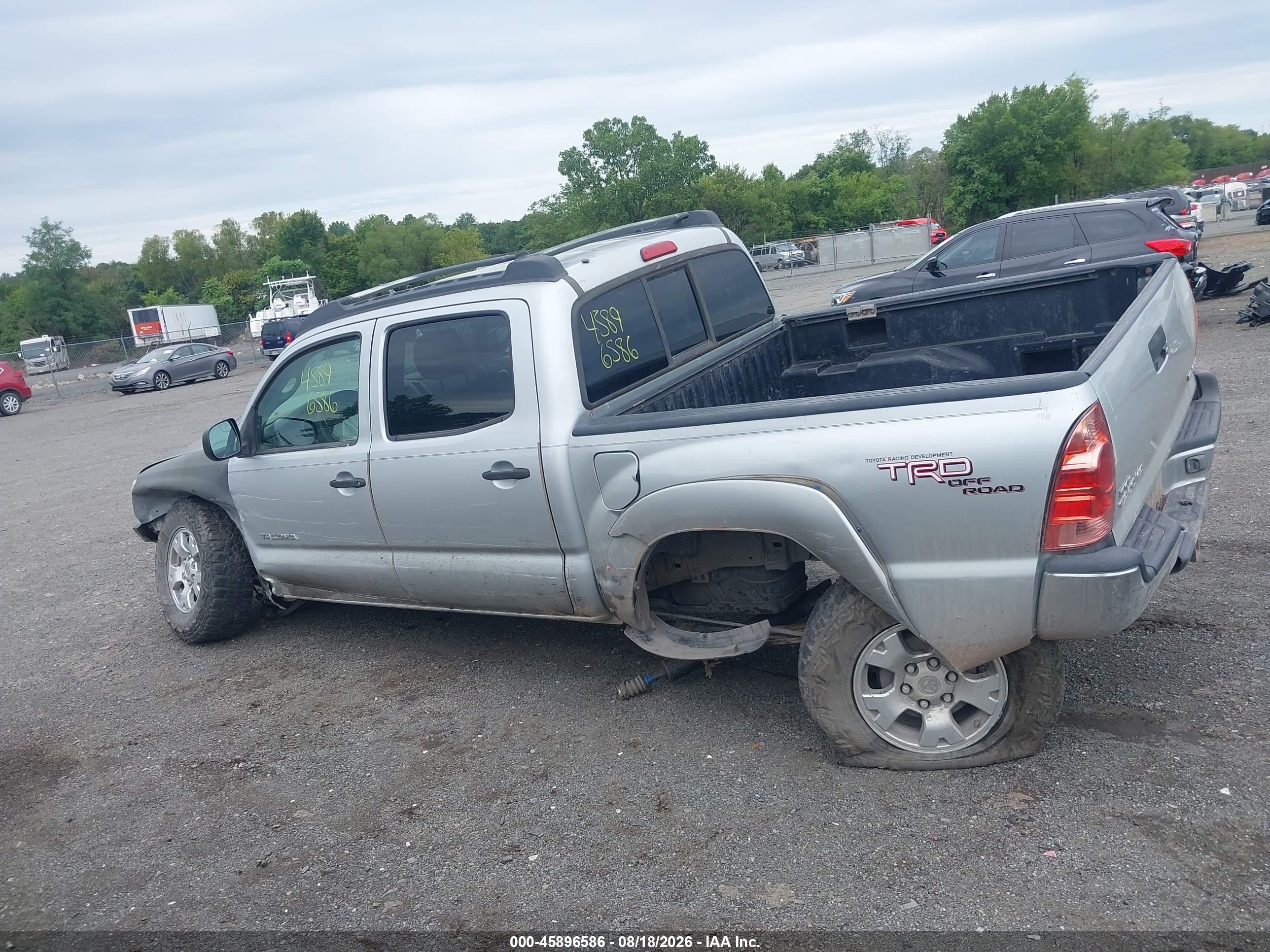 2007 Toyota Tacoma Base V6 Серебряный vin: 5TELU42N97Z357446