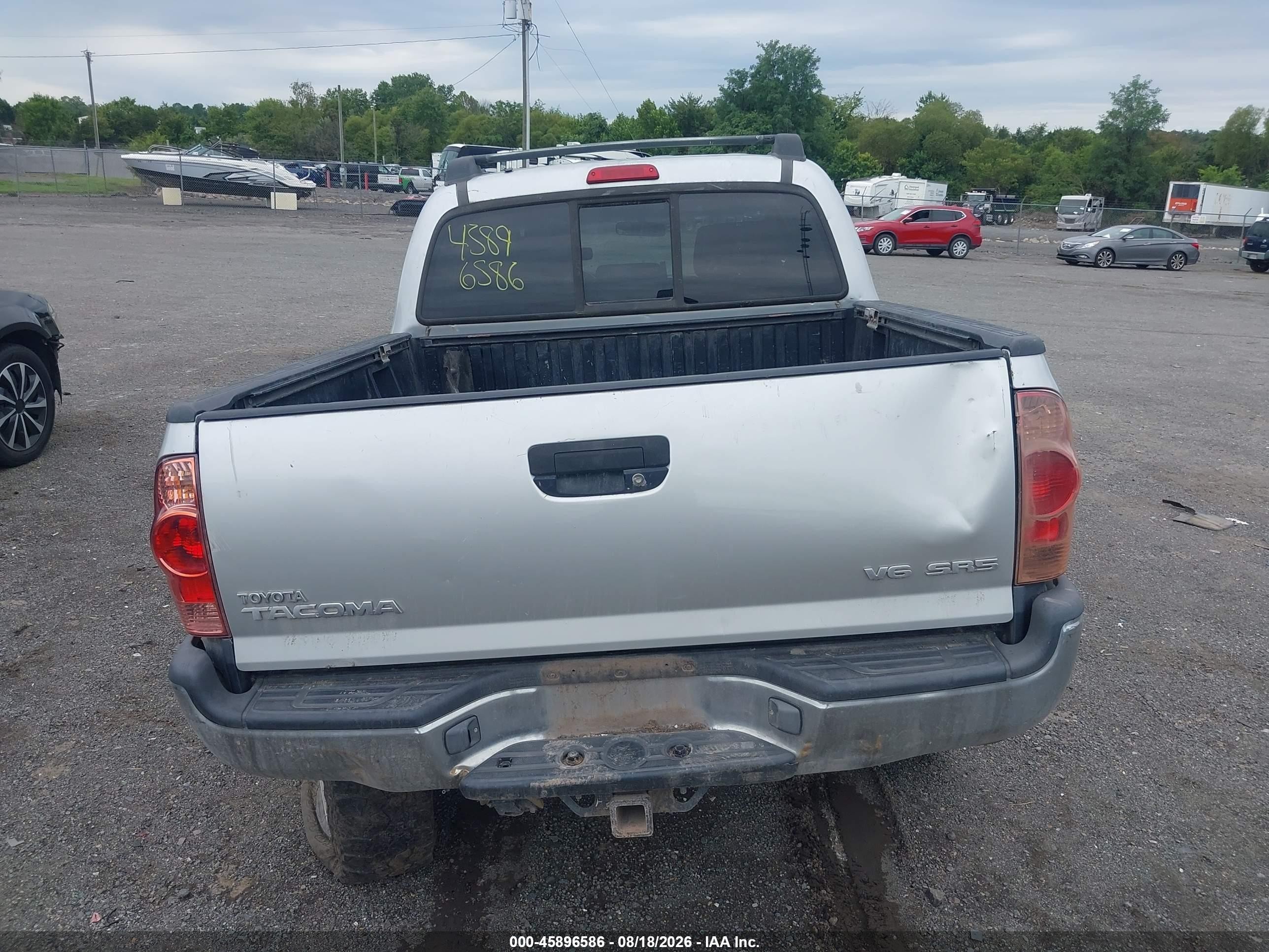 2007 Toyota Tacoma Base V6 Серебряный vin: 5TELU42N97Z357446