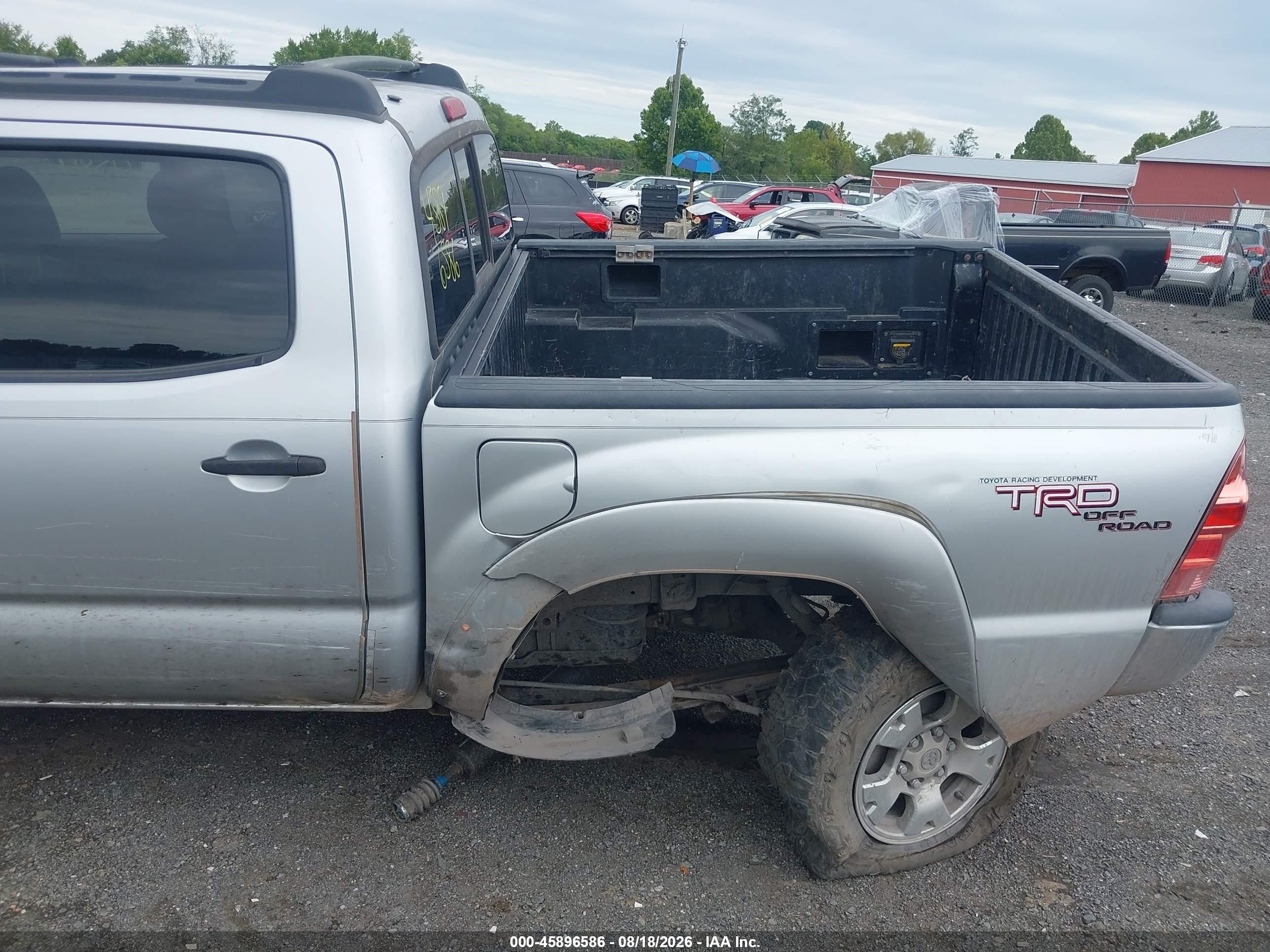 2007 Toyota Tacoma Base V6 Серебряный vin: 5TELU42N97Z357446