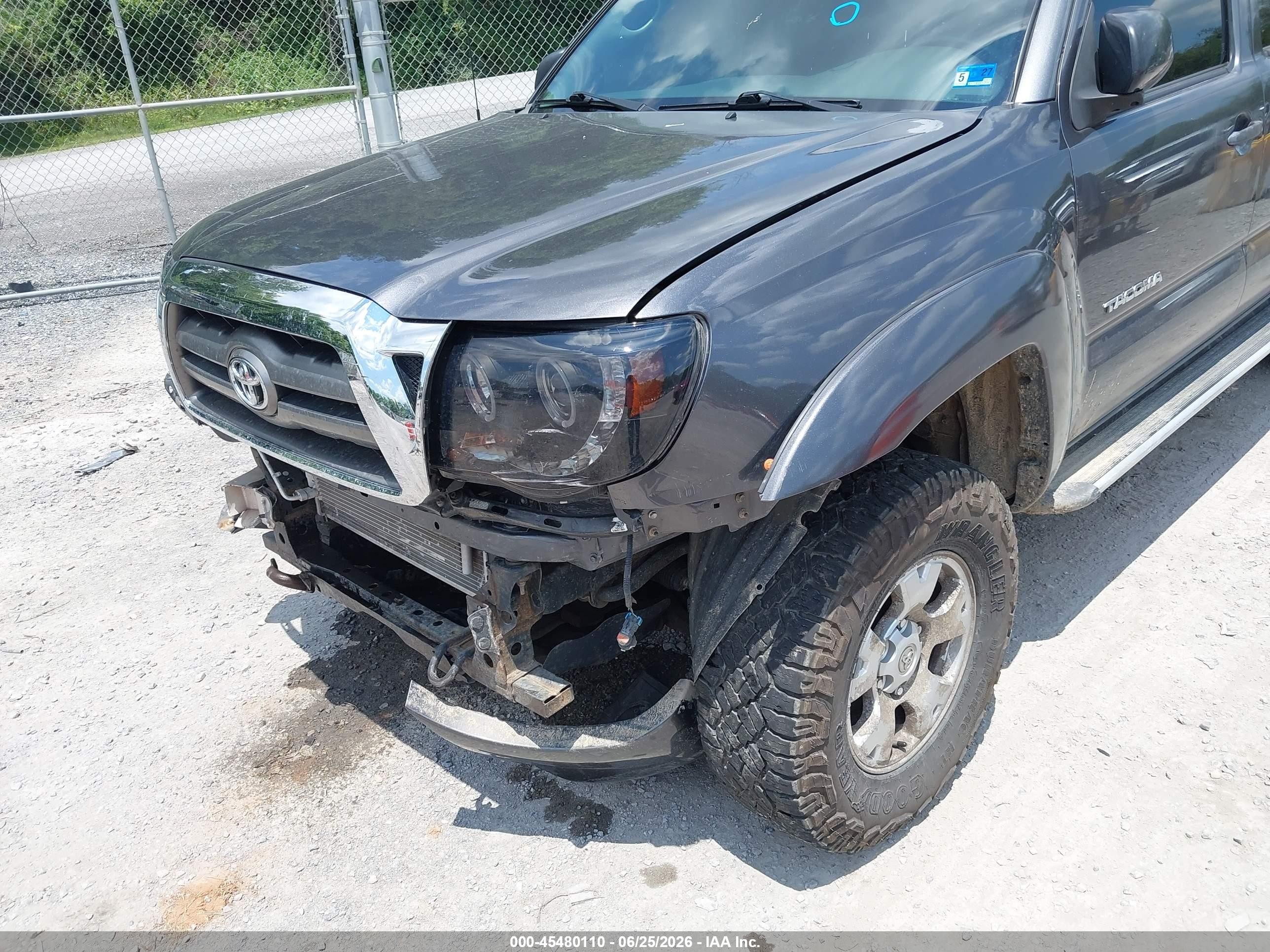 2010 Toyota Tacoma Base V6 Gray vin: 5TELU4EN0AZ701877