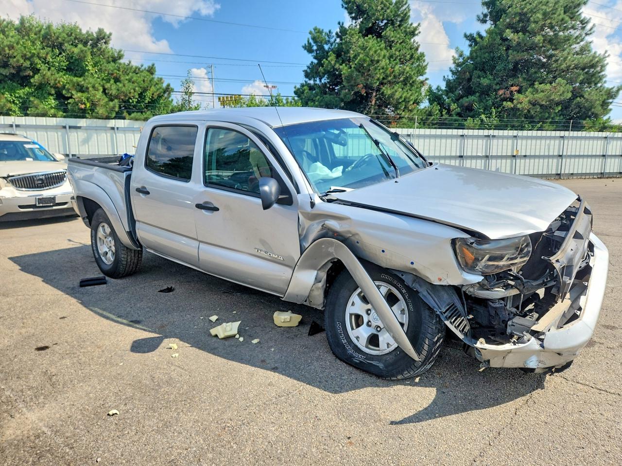 2010 Toyota Tacoma Double Cab Silver vin: 5TELU4EN3AZ693998