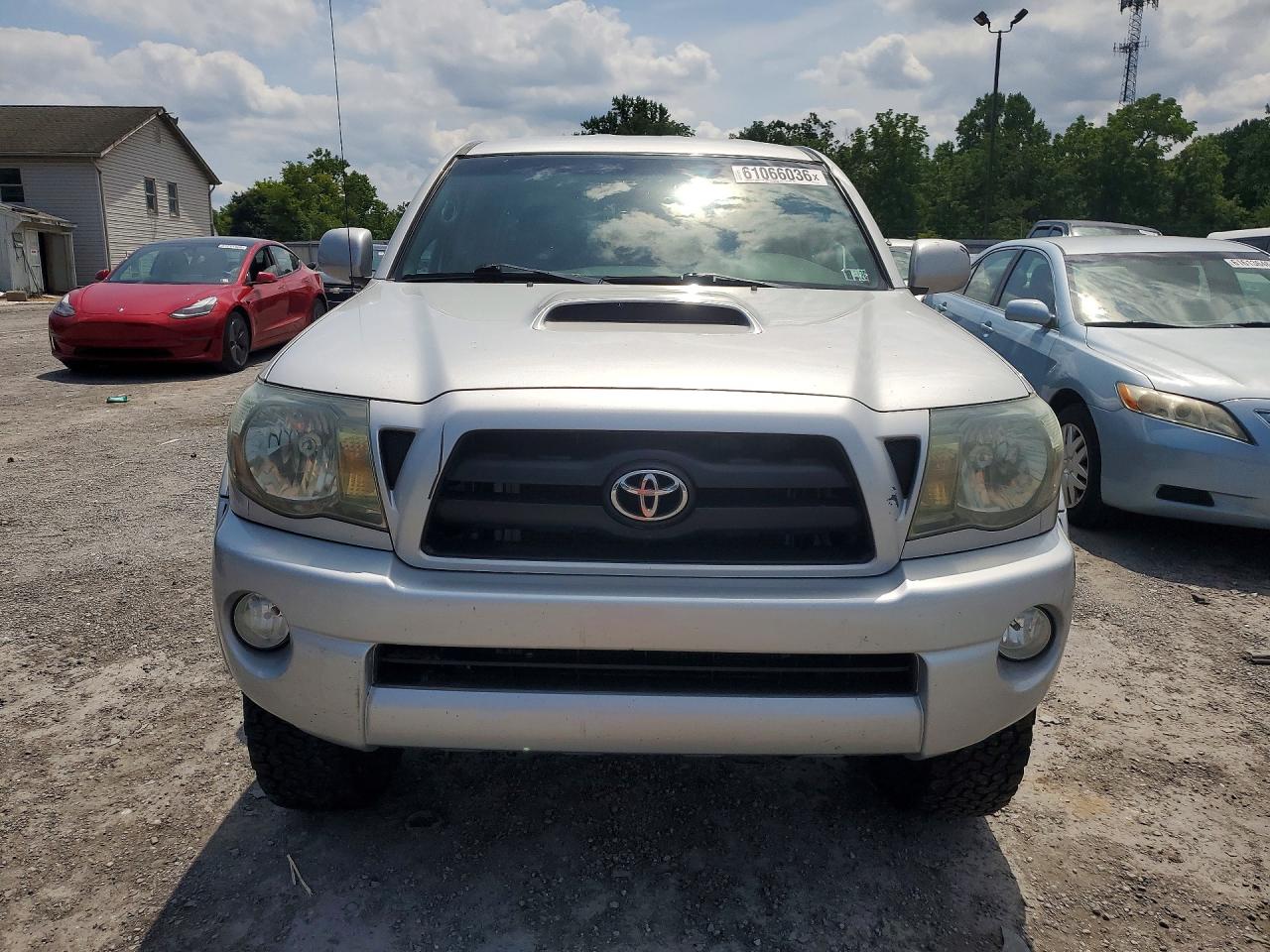 2010 Toyota Tacoma Double Cab Silver vin: 5TELU4EN8AZ721147