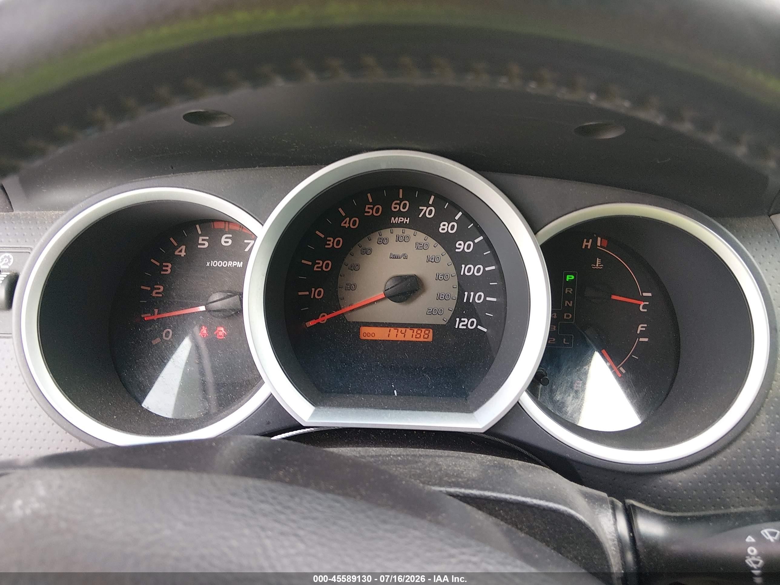 2010 Toyota Tacoma Base V6 White vin: 5TEMU4FN0AZ692763